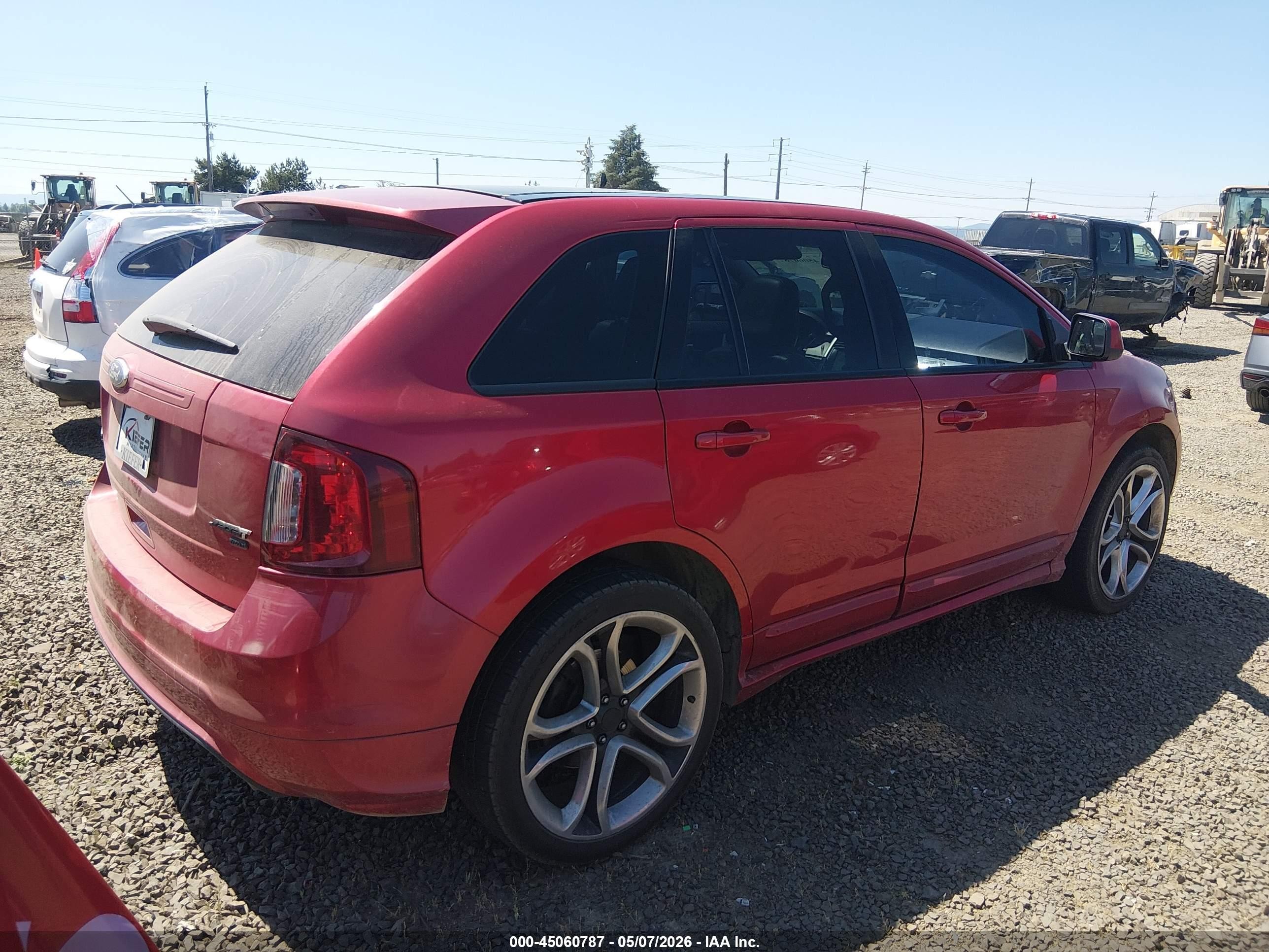 2011 Ford Edge Sport Red vin: 2FMDK4AK7BBA21511