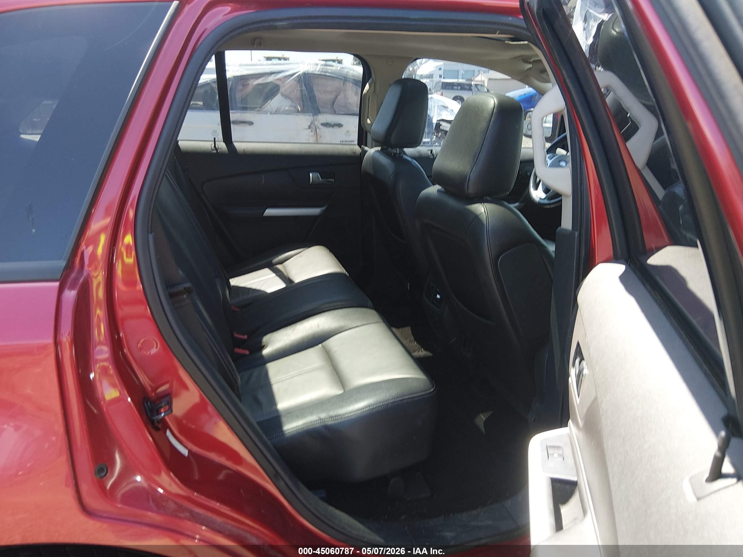 2011 Ford Edge Sport Red vin: 2FMDK4AK7BBA21511