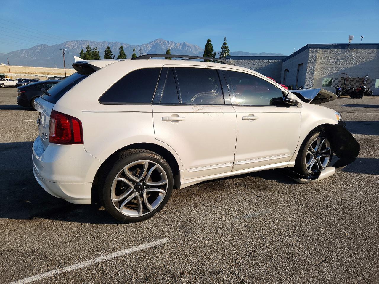 2014 Ford Edge Sport White vin: 2FMDK4AK9EBB06919