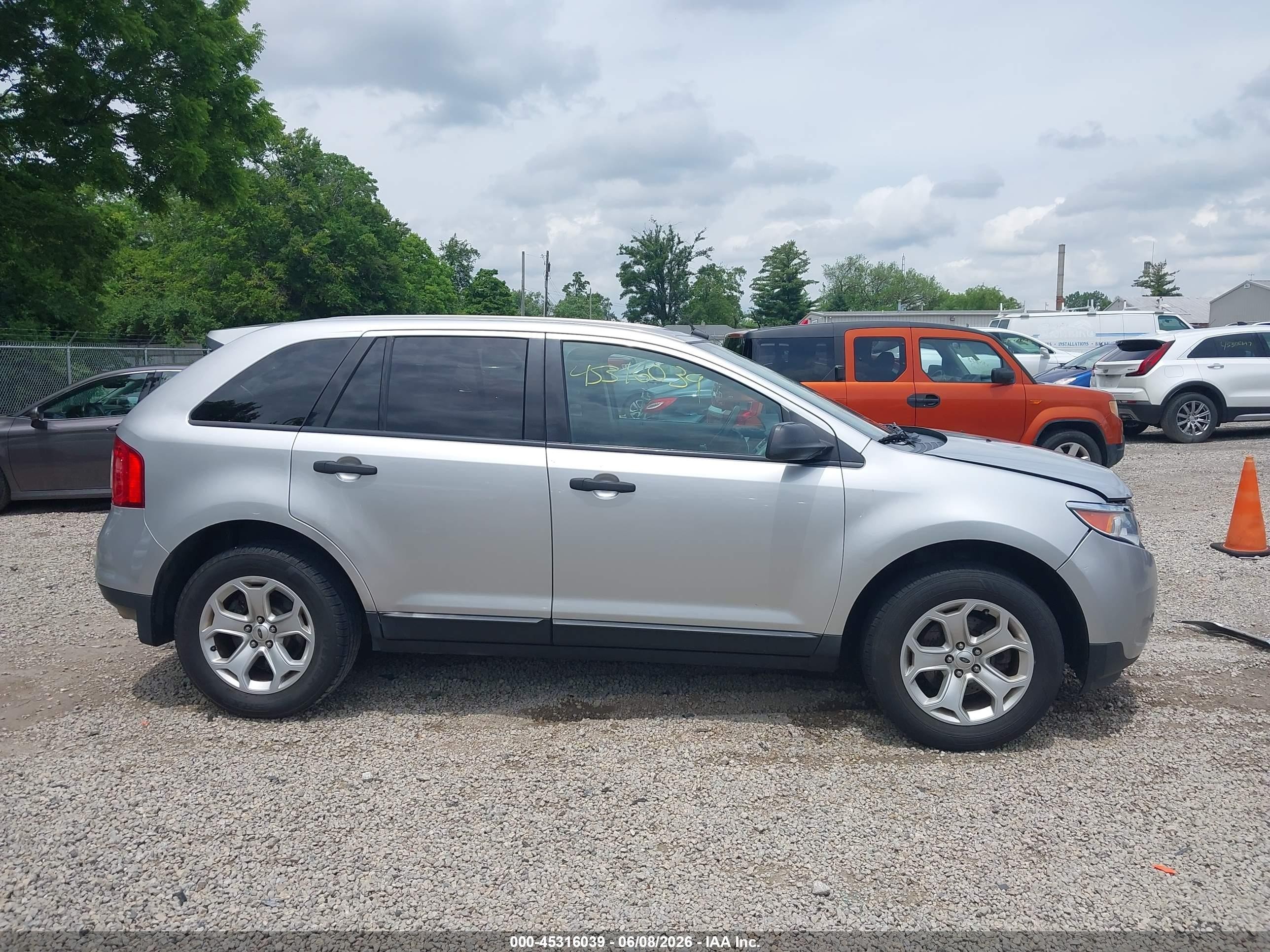 2013 Ford Edge Se Silver vin: 2FMDK4GC2DBE31894