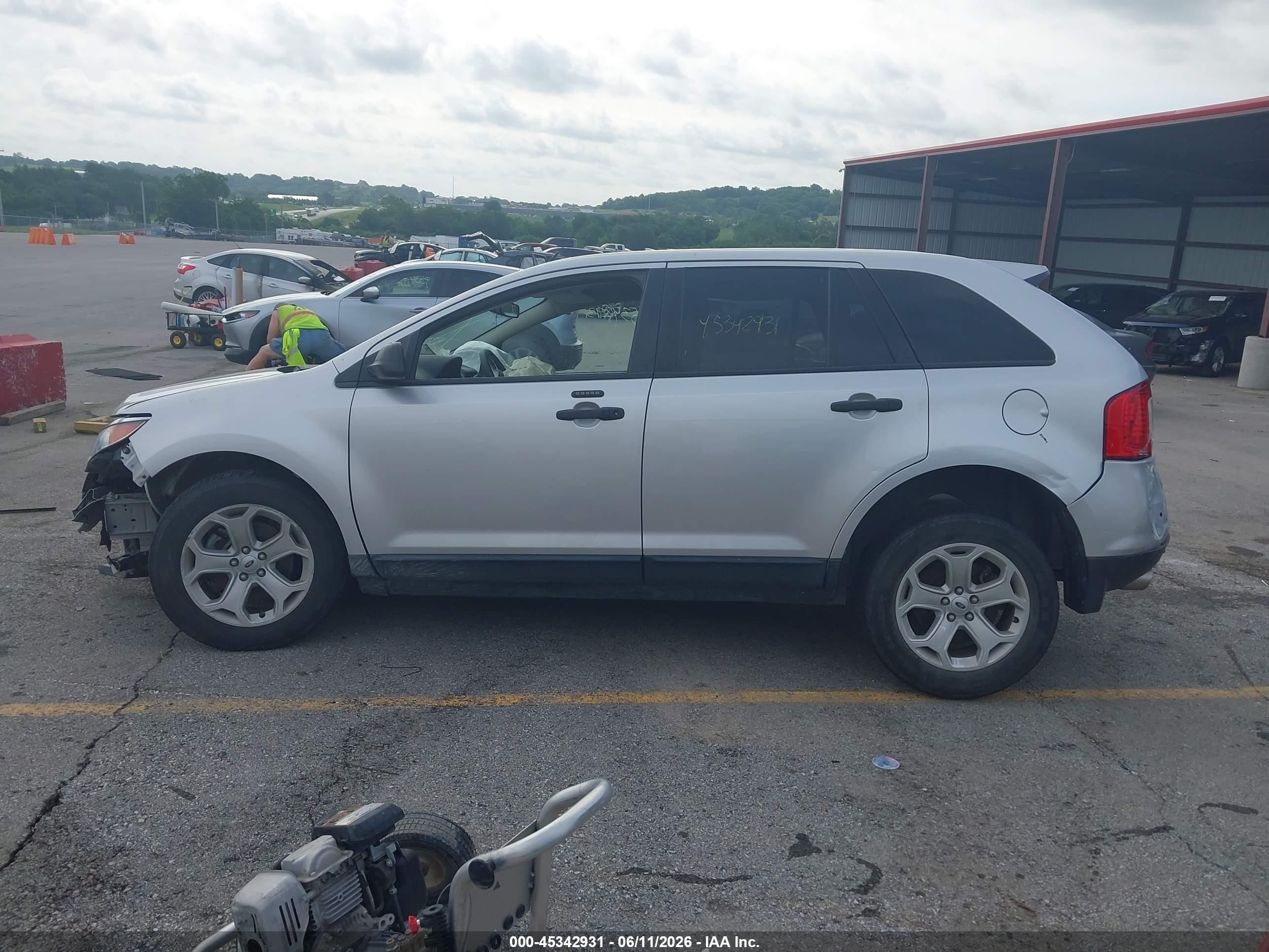 2014 Ford Edge Se Silver vin: 2FMDK4GC2EBA75352