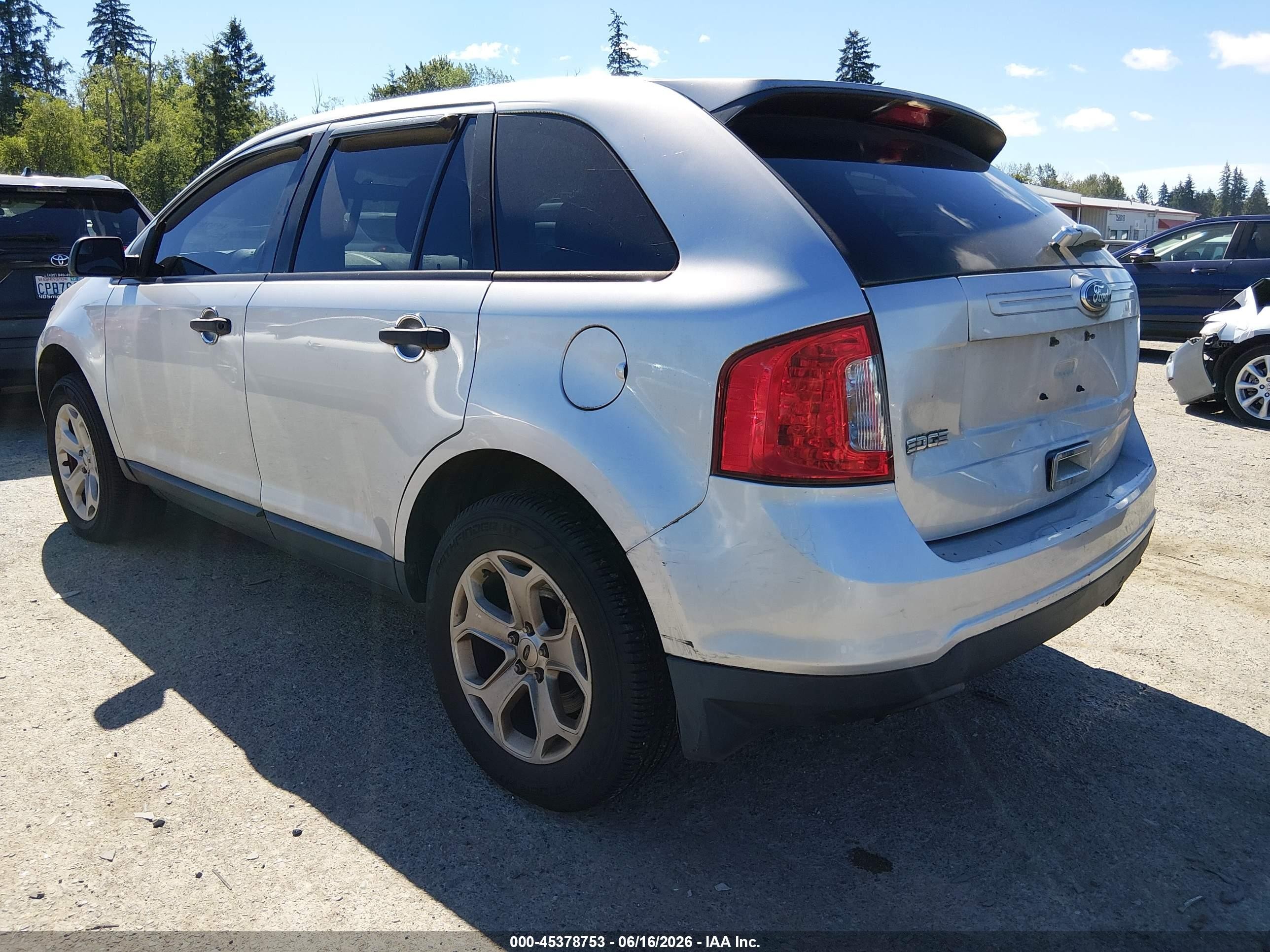 2014 Ford Edge Se Silver vin: 2FMDK4GC8EBA58135