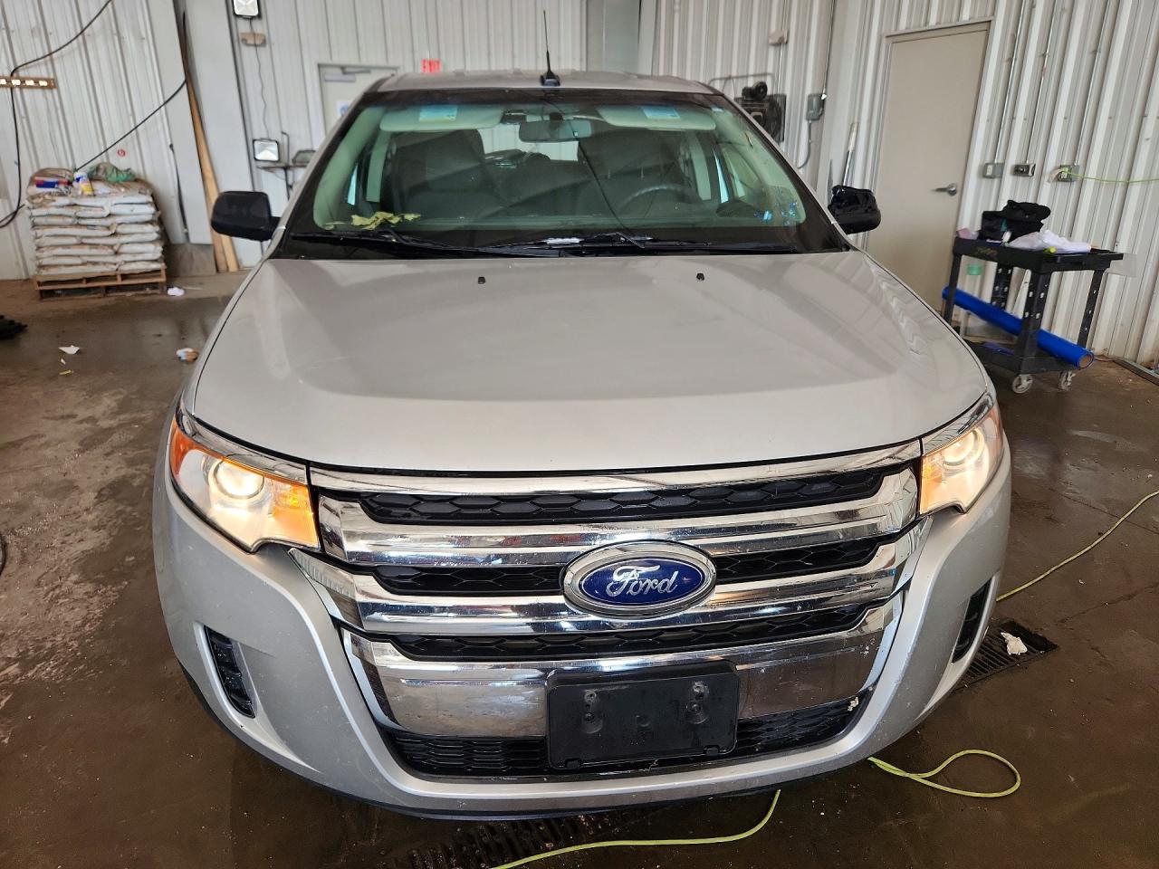 2014 Ford Edge Se Серебряный vin: 2FMDK4GCXEBA32958