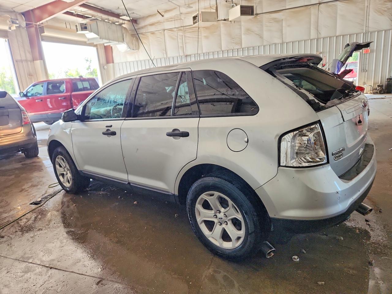 2014 Ford Edge Se Серебряный vin: 2FMDK4GCXEBA32958