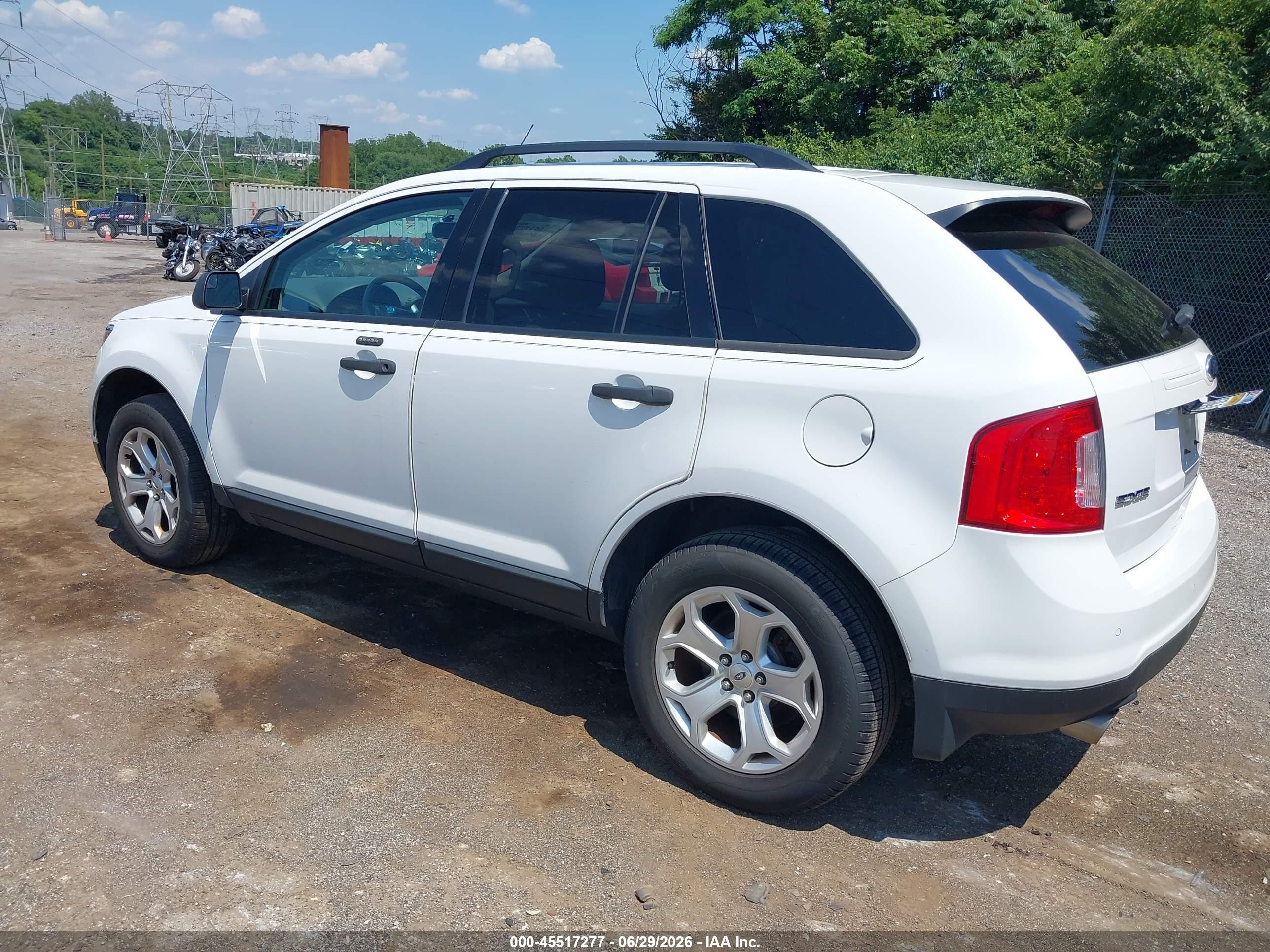 2014 Ford Edge Se White vin: 2FMDK4GCXEBB43994