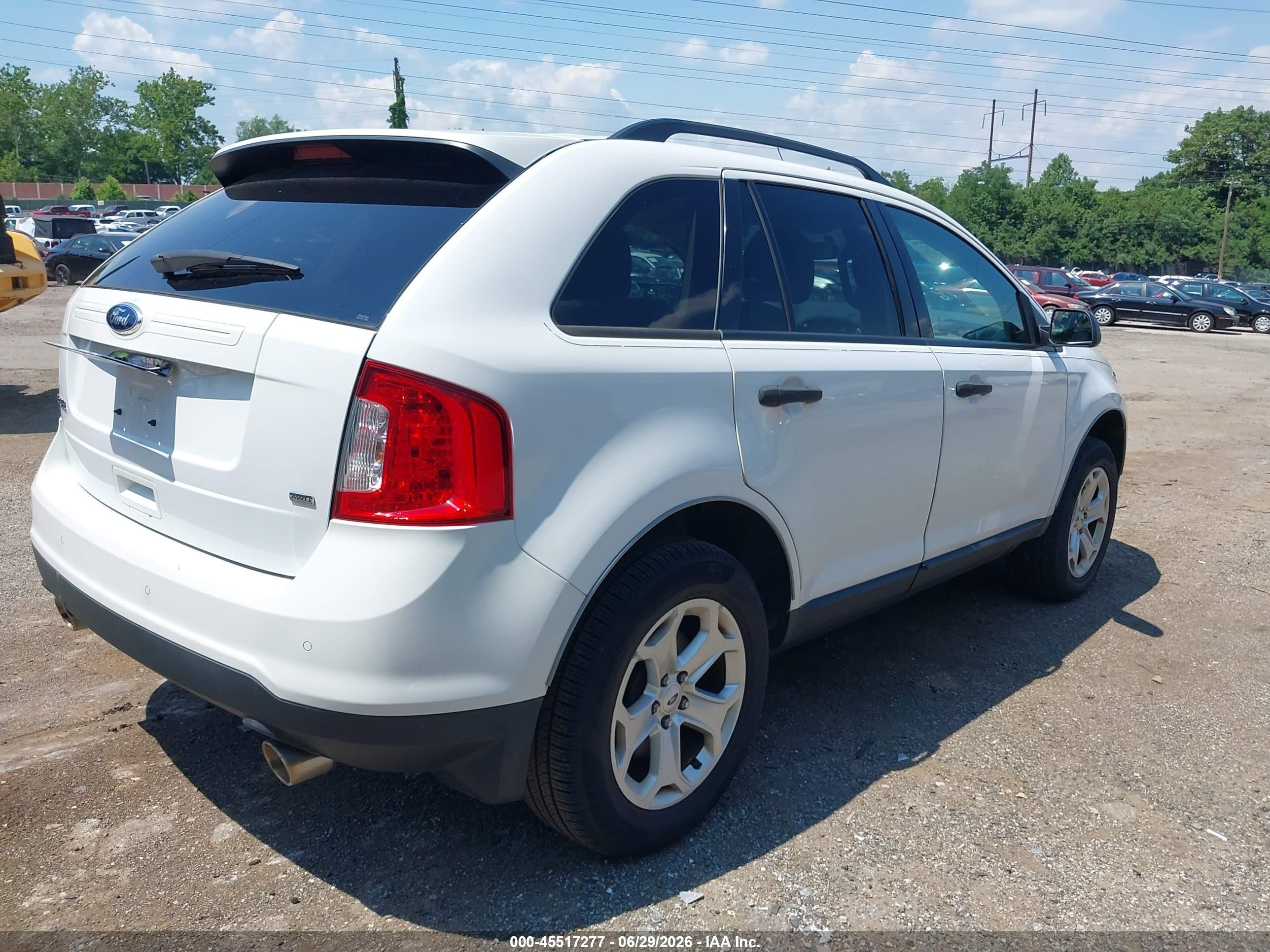 2014 Ford Edge Se White vin: 2FMDK4GCXEBB43994