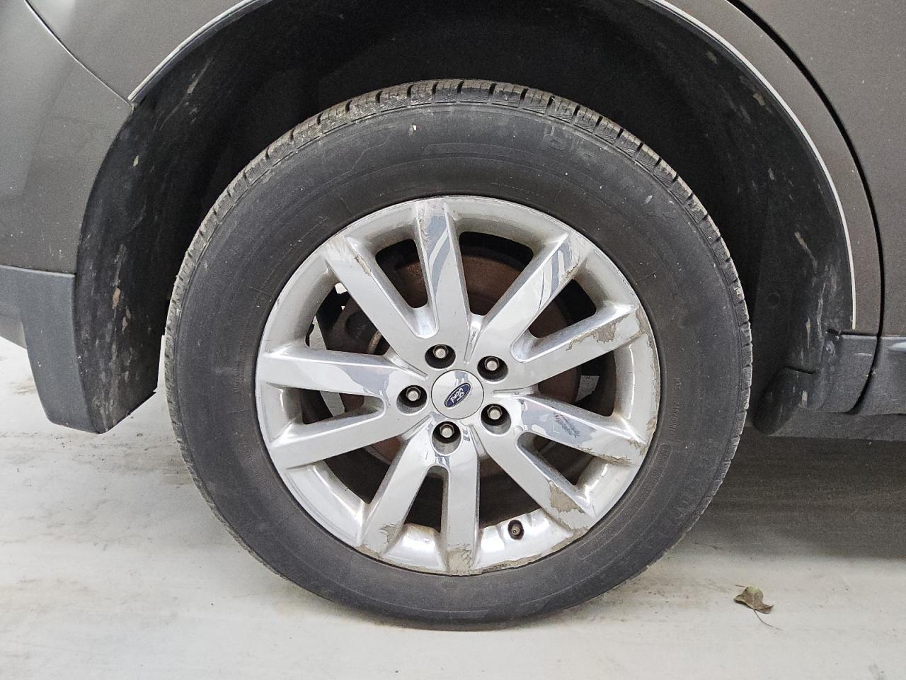 2011 Ford Edge Sel Tan vin: 2FMDK4JC1BBA95113 Damage: Right Rear Wheel, Corrosion, > 12 Inches