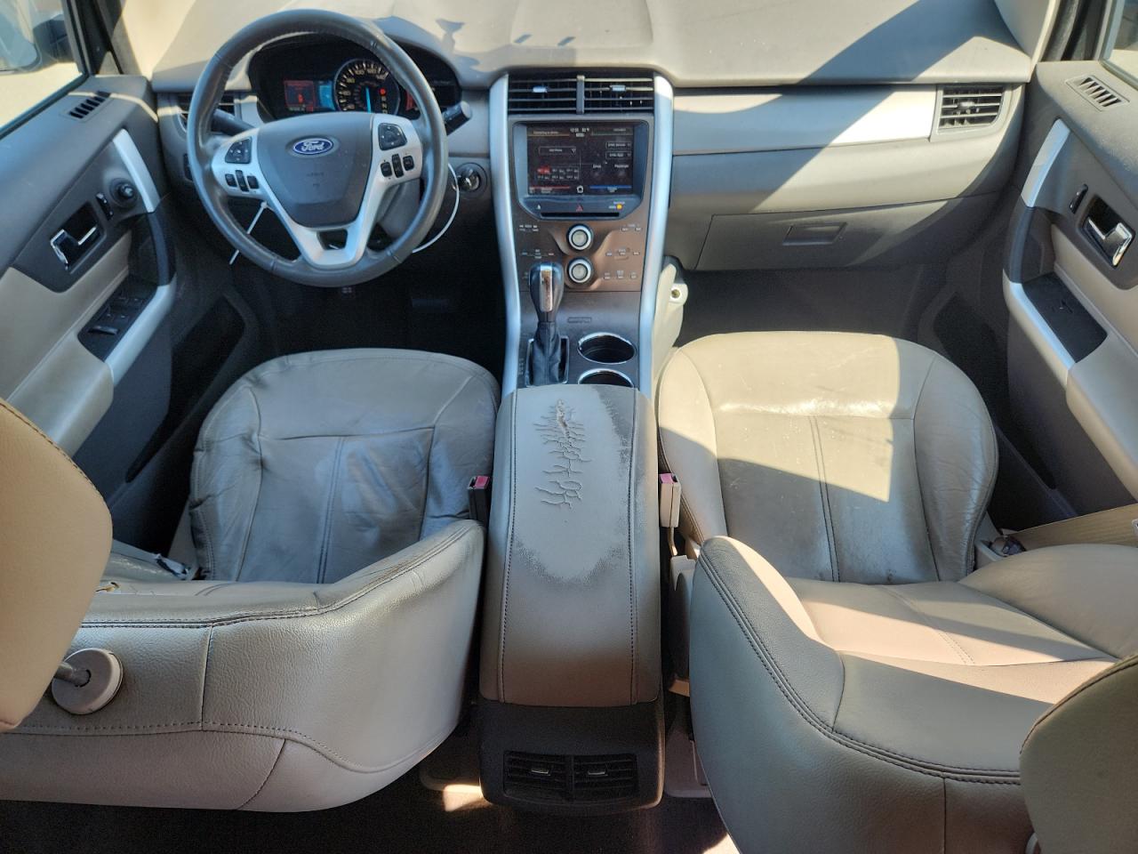 2012 Ford Edge Sel Gray vin: 2FMDK4JC1CBA83058 Damage: Front Center Armrest, Worn, Replacement Required