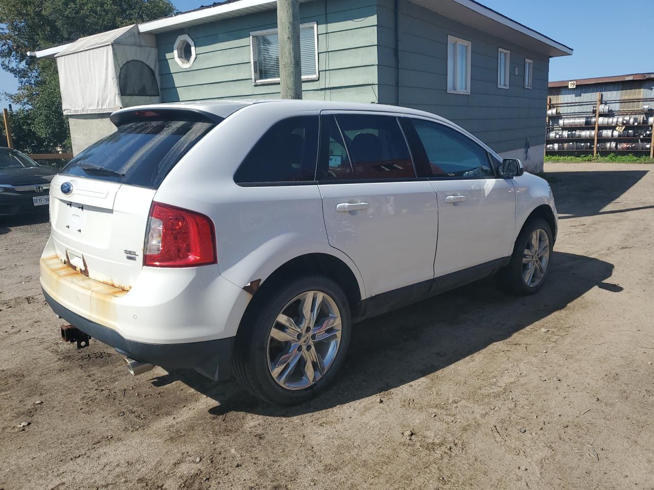 2014 Ford Edge Sel White vin: 2FMDK4JC3EBB08254 Damage: Right Qtr Panel, Rust, 8 To 9 Inches