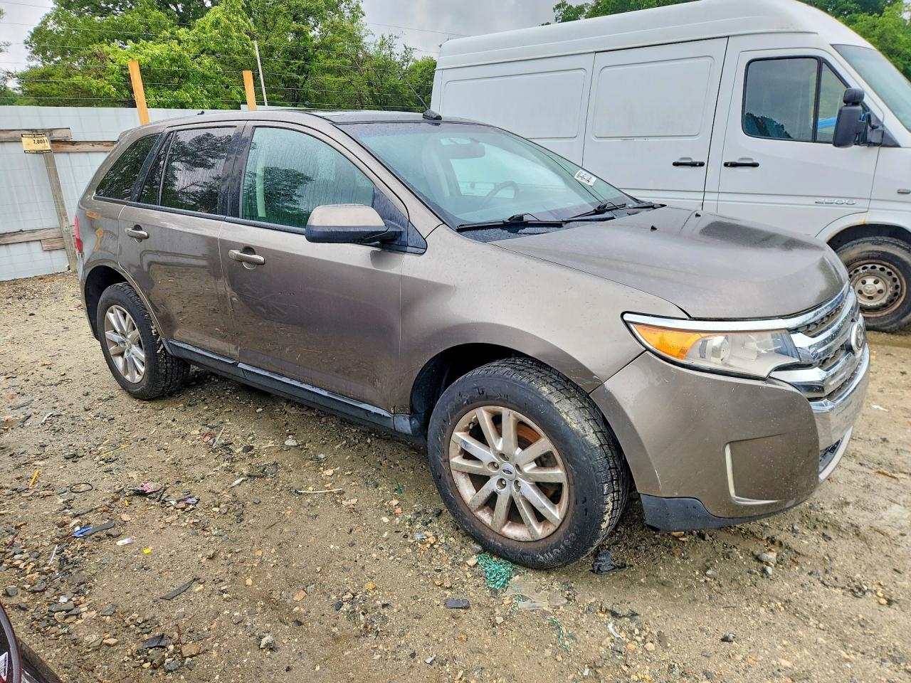 2013 Ford Edge Tan vin: 2FMDK4JC7DBB56032