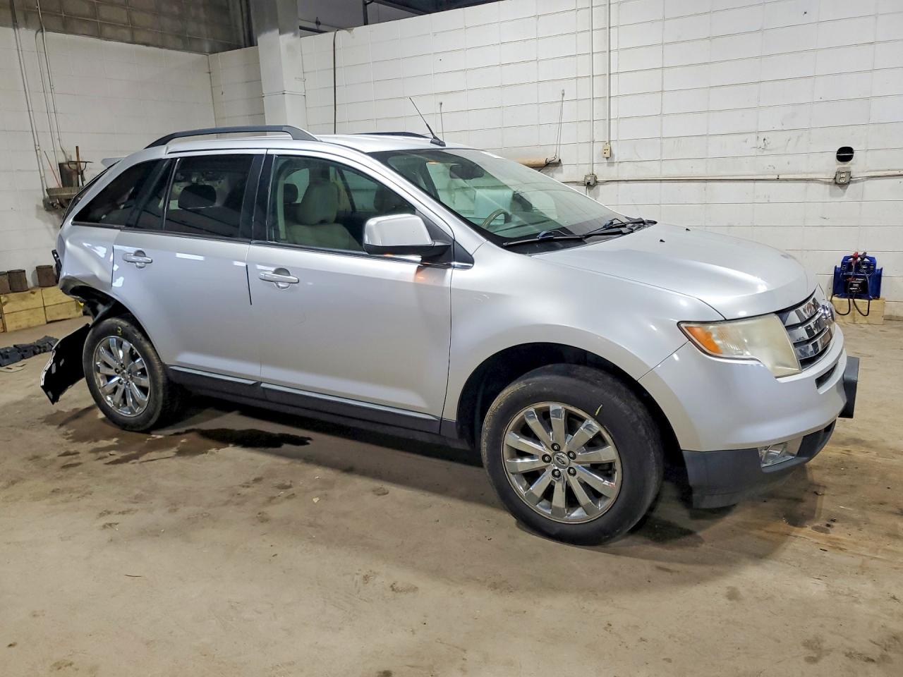 2010 Ford Edge Limited Silver vin: 2FMDK4KC4ABA47926