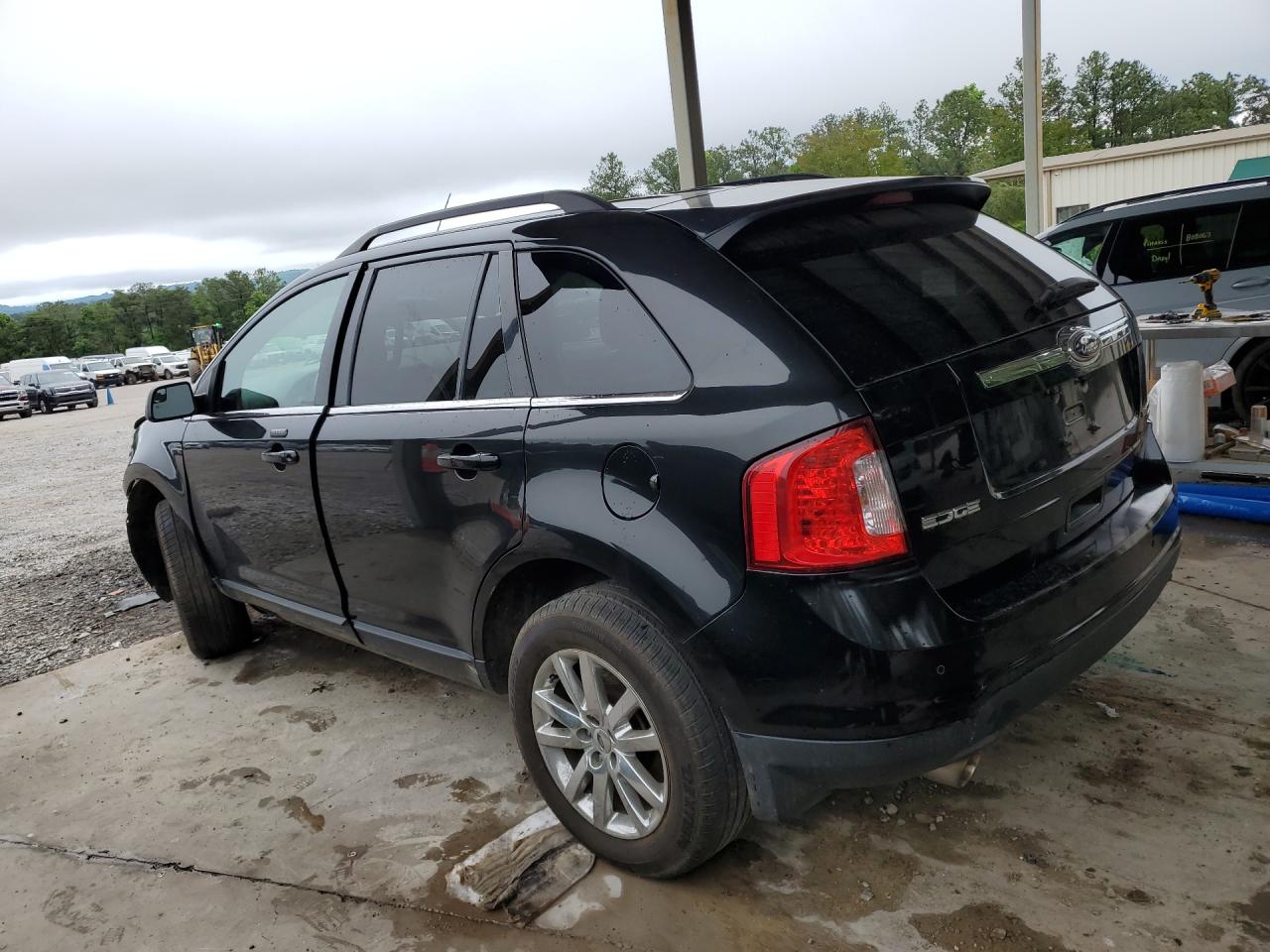 2014 Ford Edge Limited Black vin: 2FMDK4KC7EBA75774 Damage: Left Qtr Panel, Heavy Scratch, 1 To 2 Inches