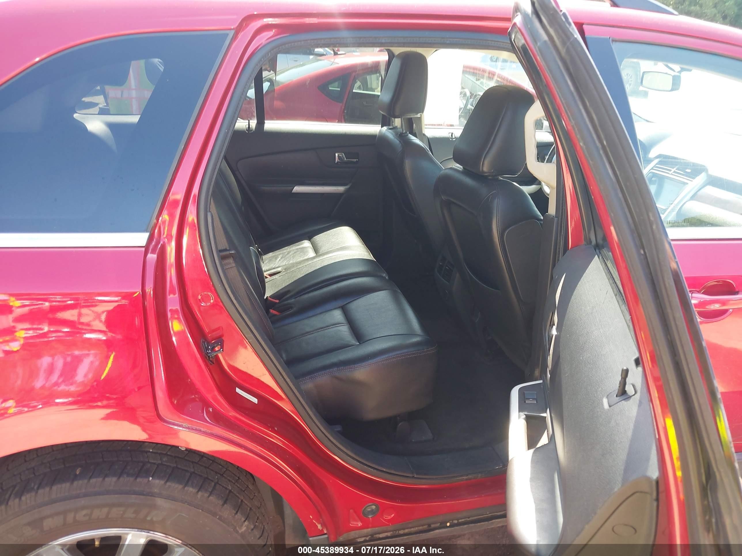 2011 Ford Edge Limited Red vin: 2FMDK4KC9BBA22392