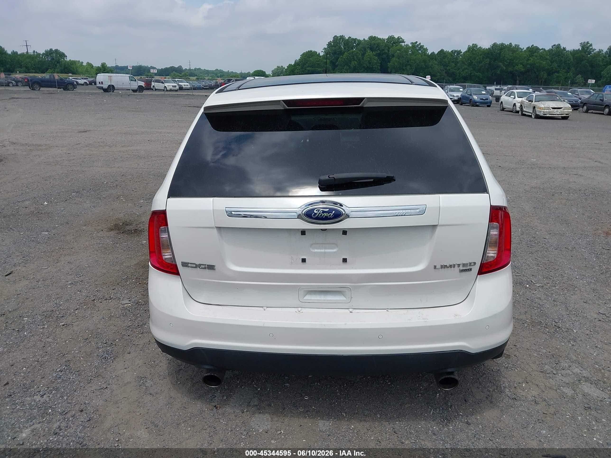 2011 Ford Edge Limited White vin: 2FMDK4KCXBBA79409