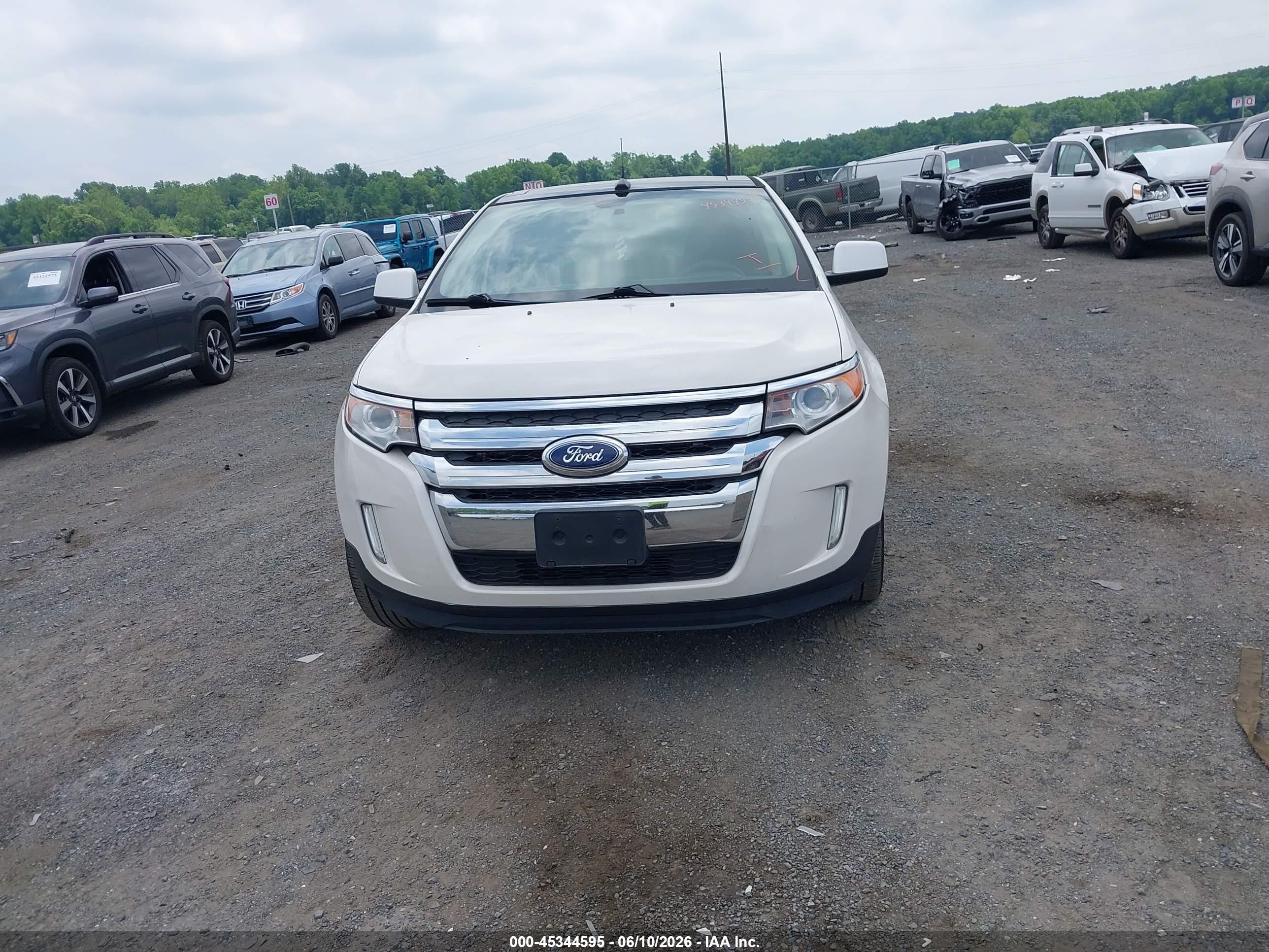 2011 Ford Edge Limited White vin: 2FMDK4KCXBBA79409
