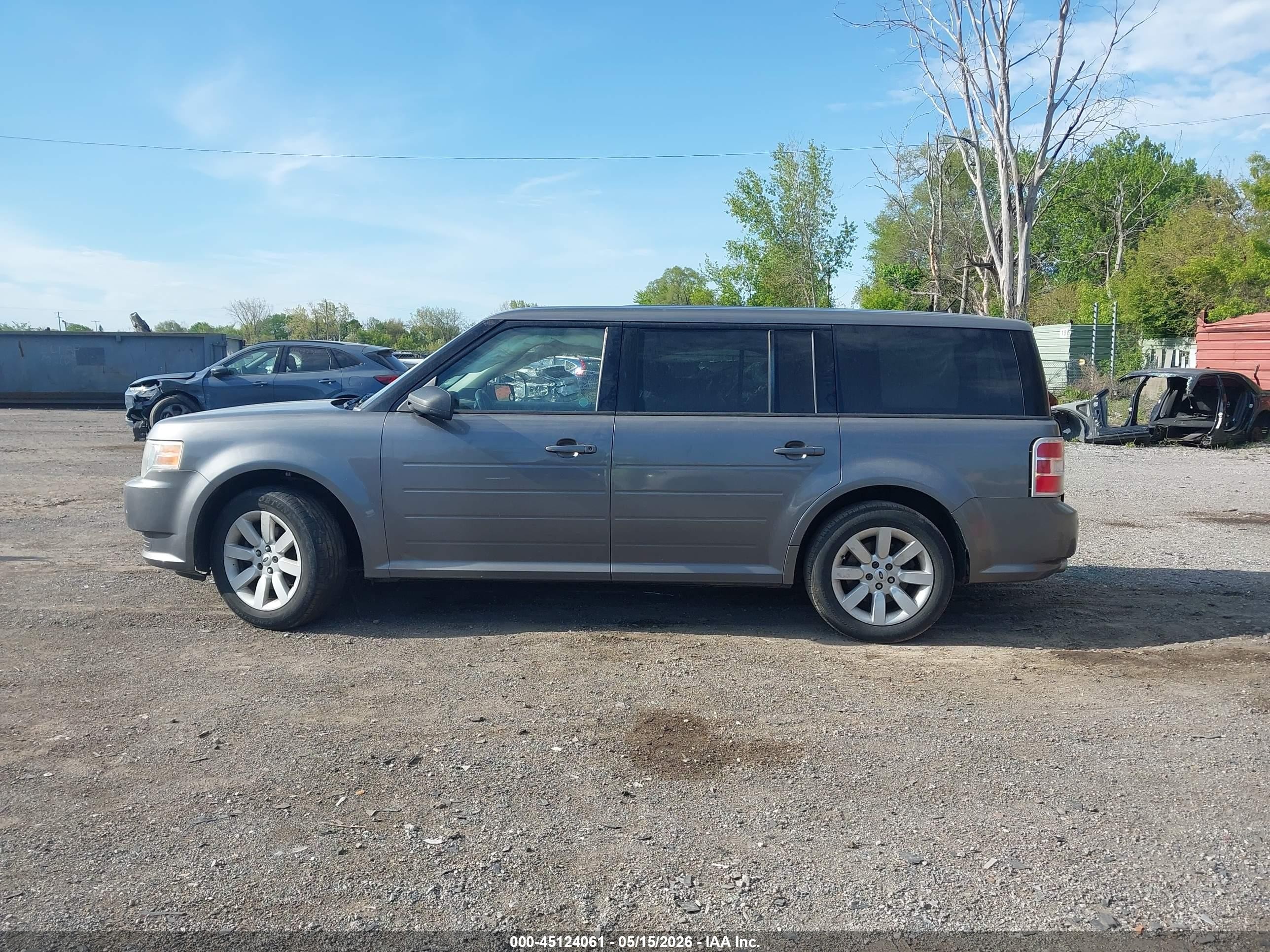 2009 Ford Flex Se Gray vin: 2FMDK51C09BA01738