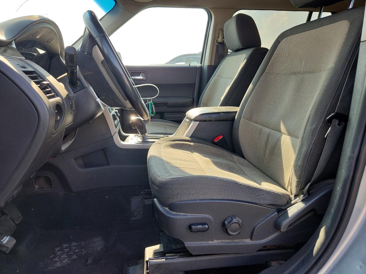 2009 Ford Flex Se Серебряный vin: 2FMDK51C19BA03305