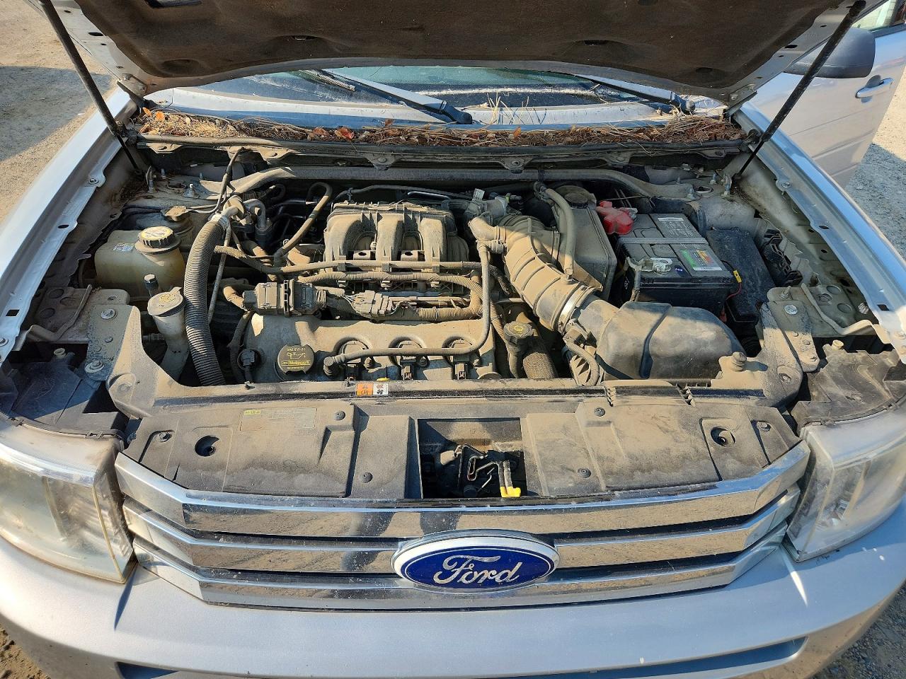 2009 Ford Flex Se Серебряный vin: 2FMDK51C19BA03305