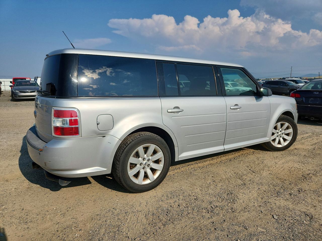 2009 Ford Flex Se Серебряный vin: 2FMDK51C19BA03305