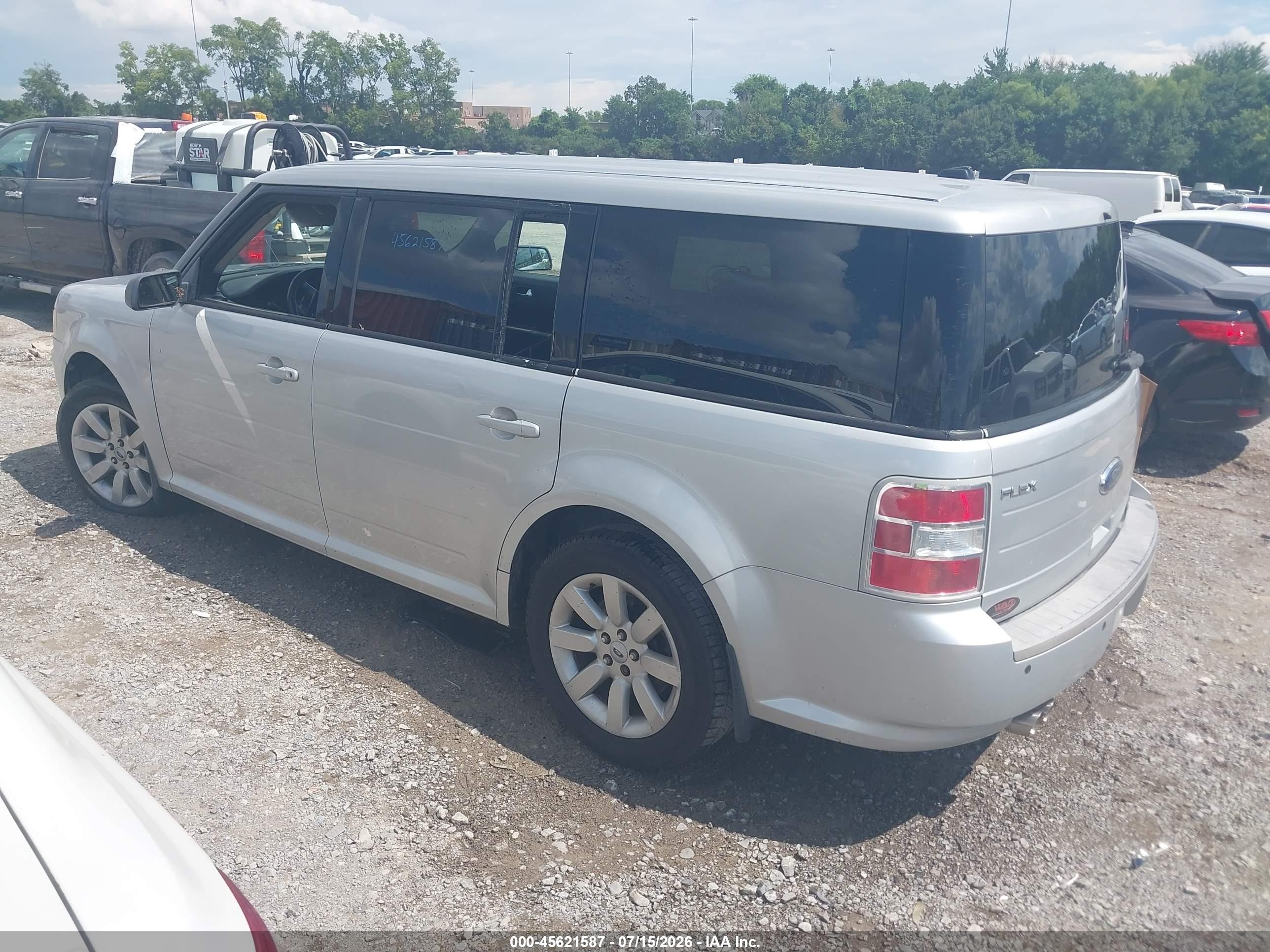 2009 Ford Flex Se Silver vin: 2FMDK51CX9BA37548