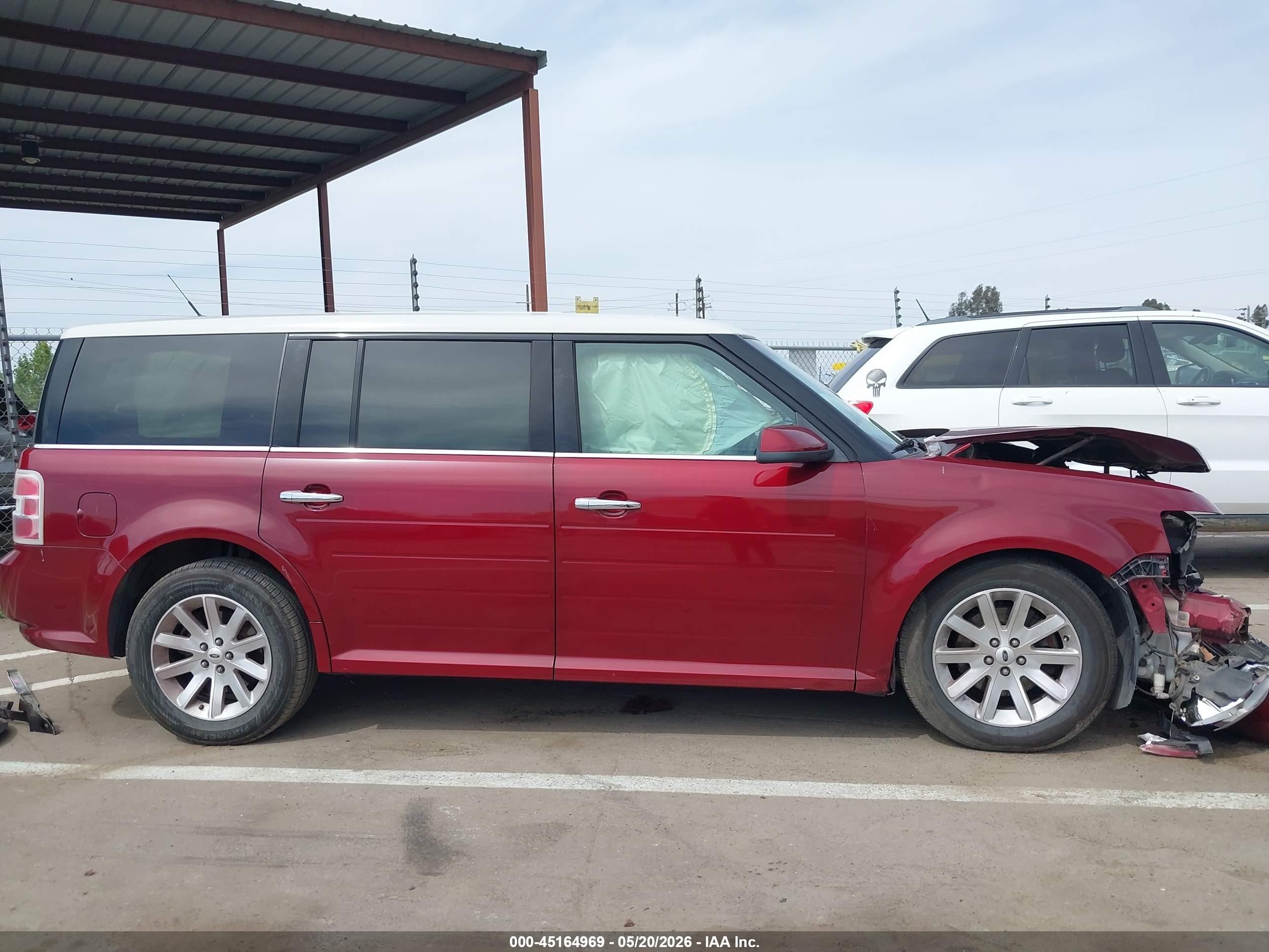 2009 Ford Flex Sel Burgundy vin: 2FMDK52C29BA90257