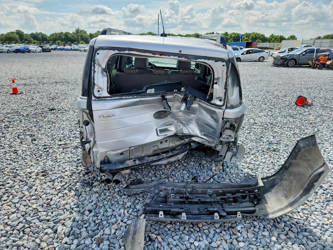 2009 Ford Flex Sel Silver vin: 2FMDK52C49BA20744