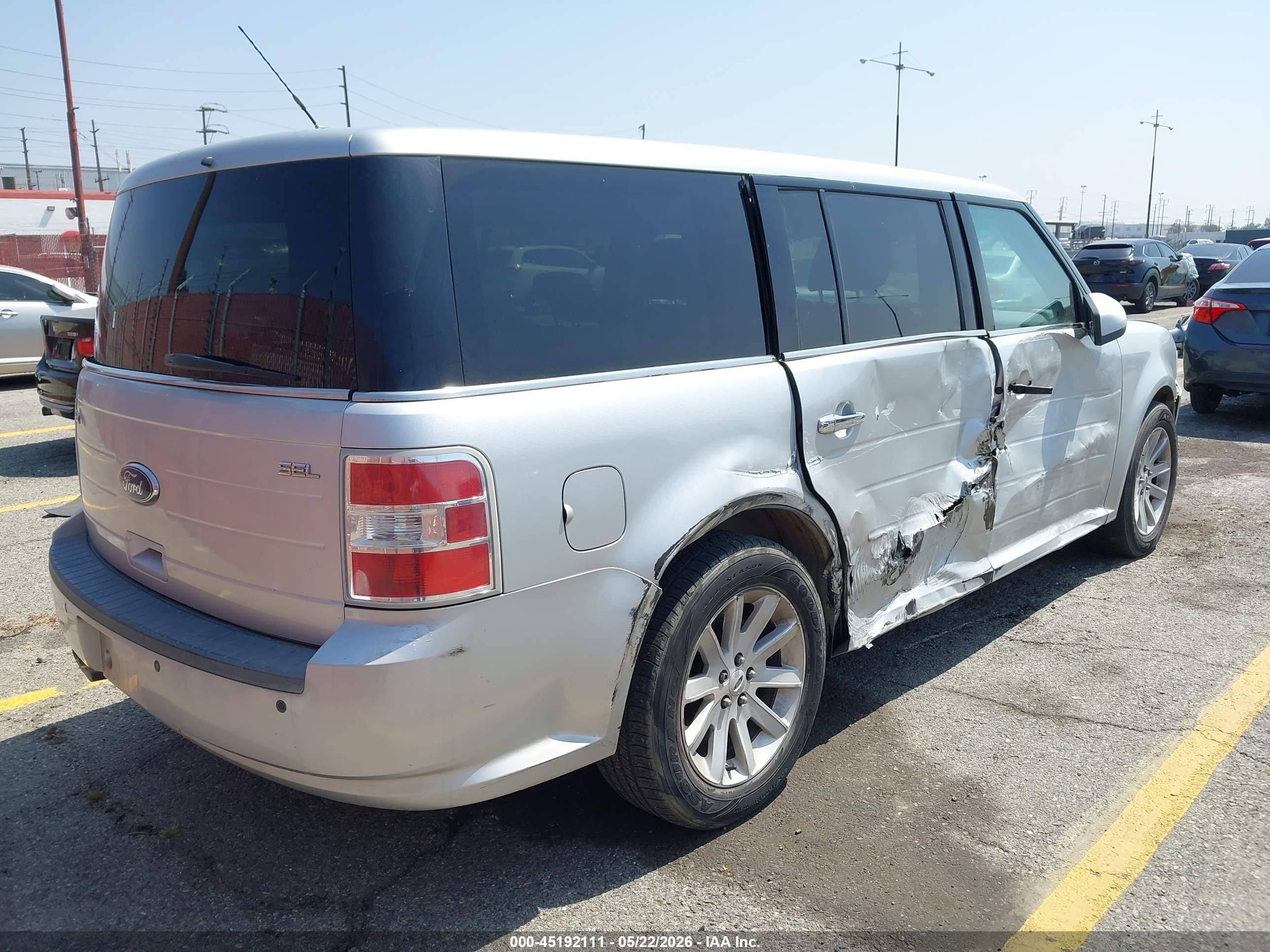 2009 Ford Flex Sel Silver vin: 2FMDK52C49BB02604