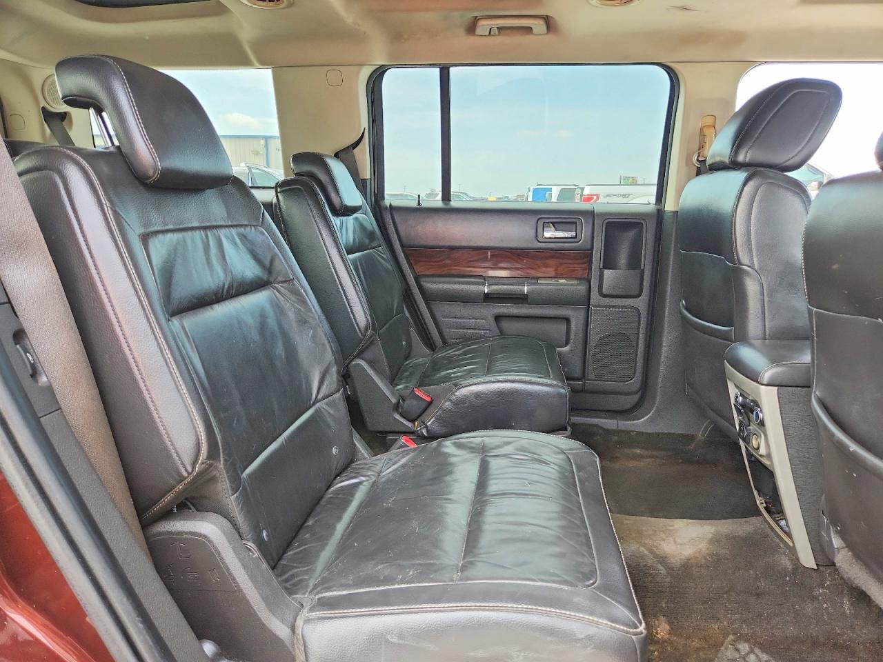 2009 Ford Flex Sel Burgundy vin: 2FMDK52C59BA10062