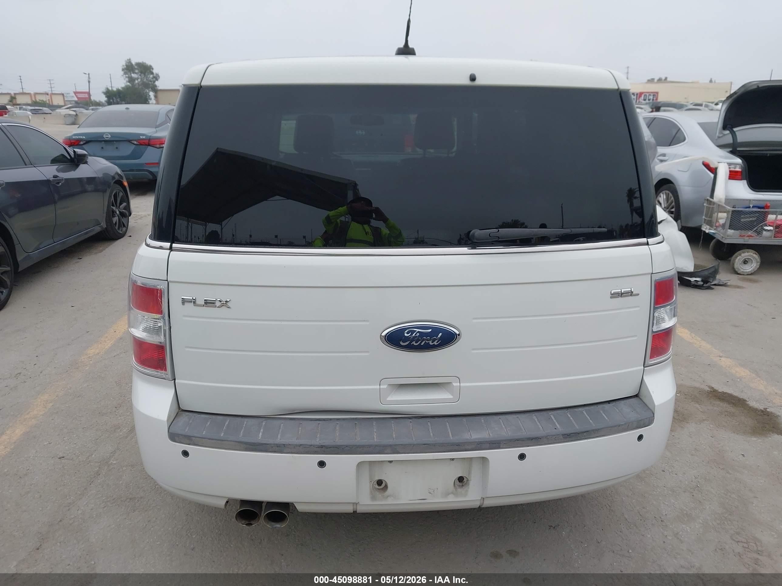 2009 Ford Flex Sel White vin: 2FMDK52C89BA20410