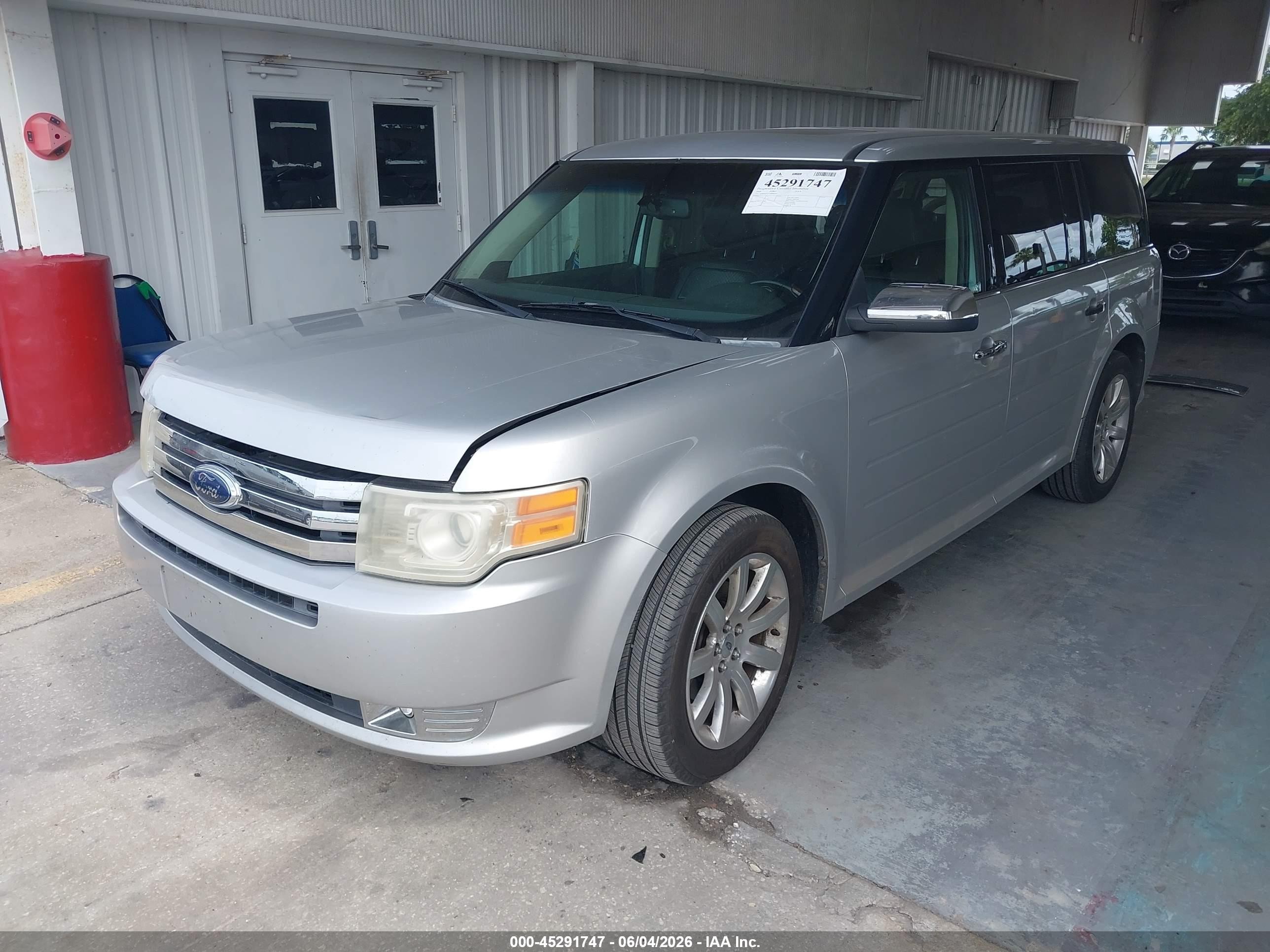 2009 Ford Flex Limited Серебряный vin: 2FMDK53C19BB05961