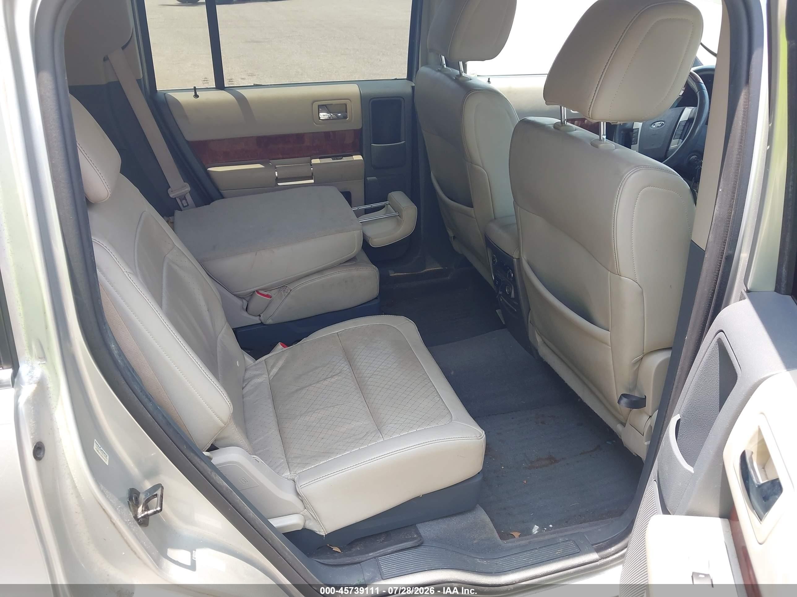2009 Ford Flex Limited Silver vin: 2FMDK53C29BA14245