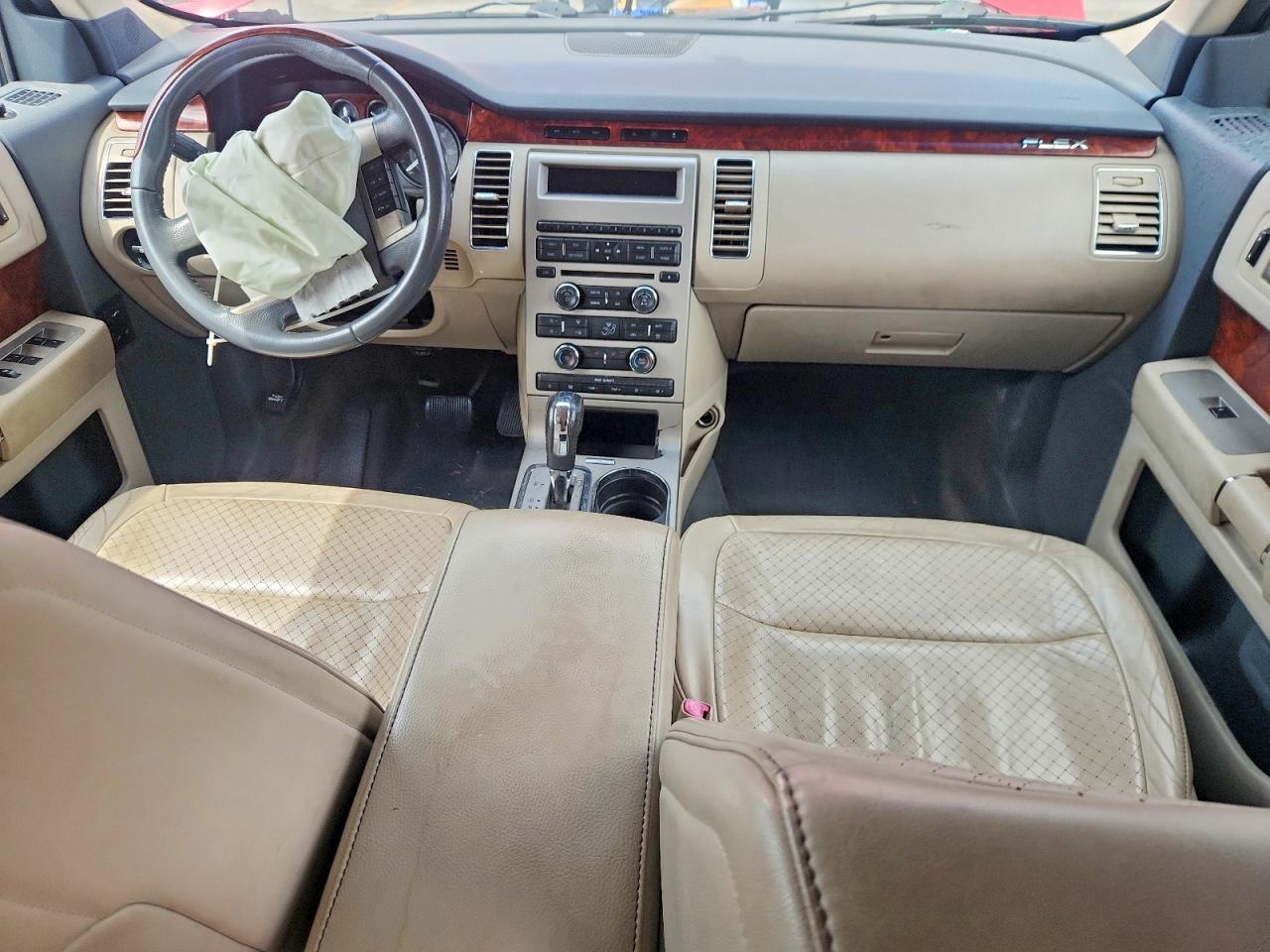 2009 Ford Flex Limited Red vin: 2FMDK53C29BA20482