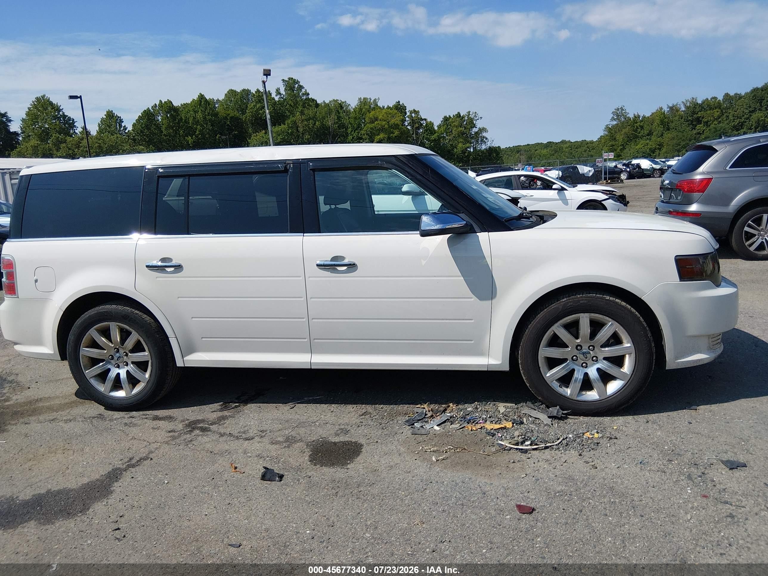 2009 Ford Flex Limited White vin: 2FMDK53C39BA14934