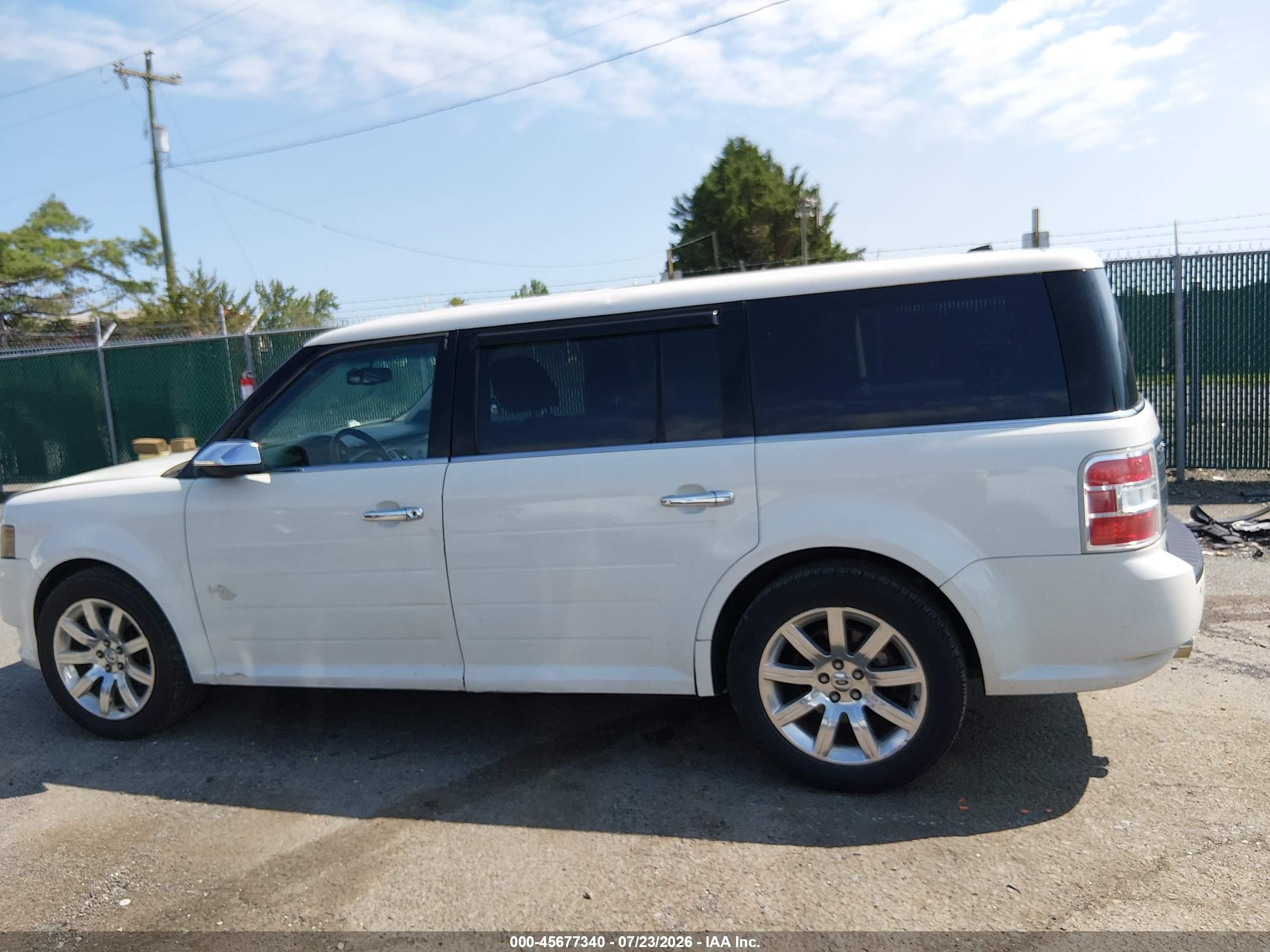 2009 Ford Flex Limited White vin: 2FMDK53C39BA14934