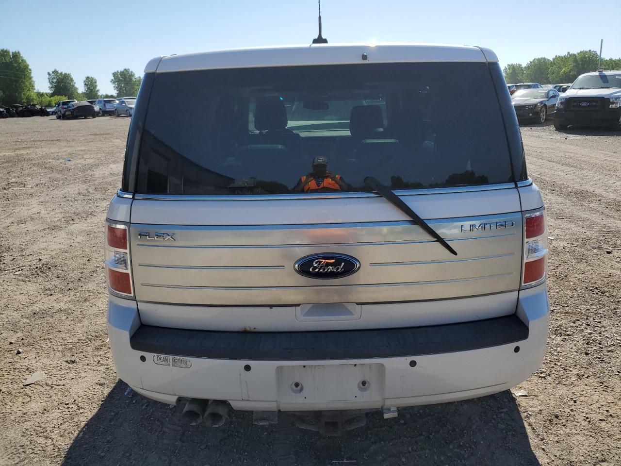 2009 Ford Flex Limited Серебряный vin: 2FMDK53C39BA28462