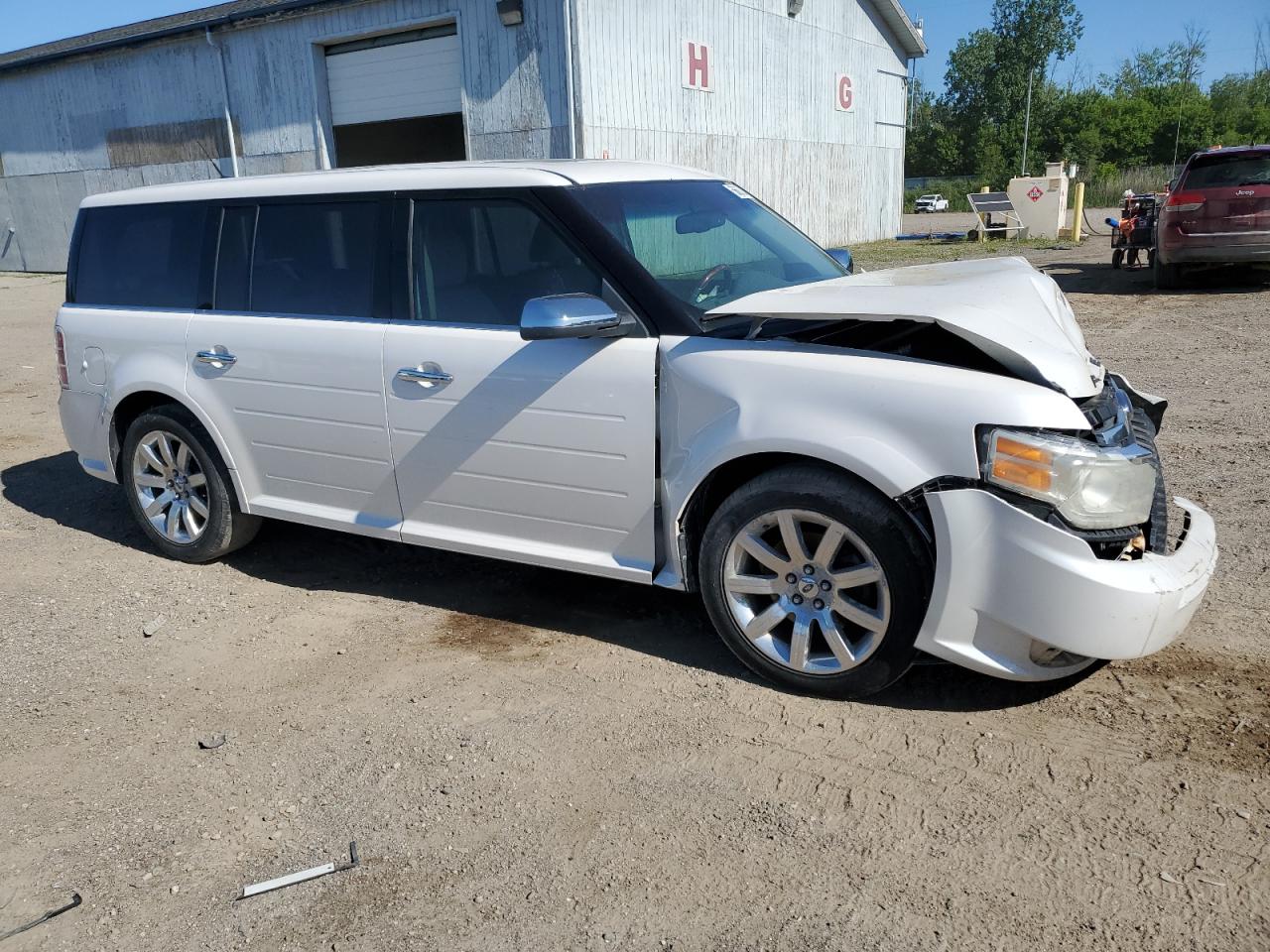 2009 Ford Flex Limited Серебряный vin: 2FMDK53C39BA28462