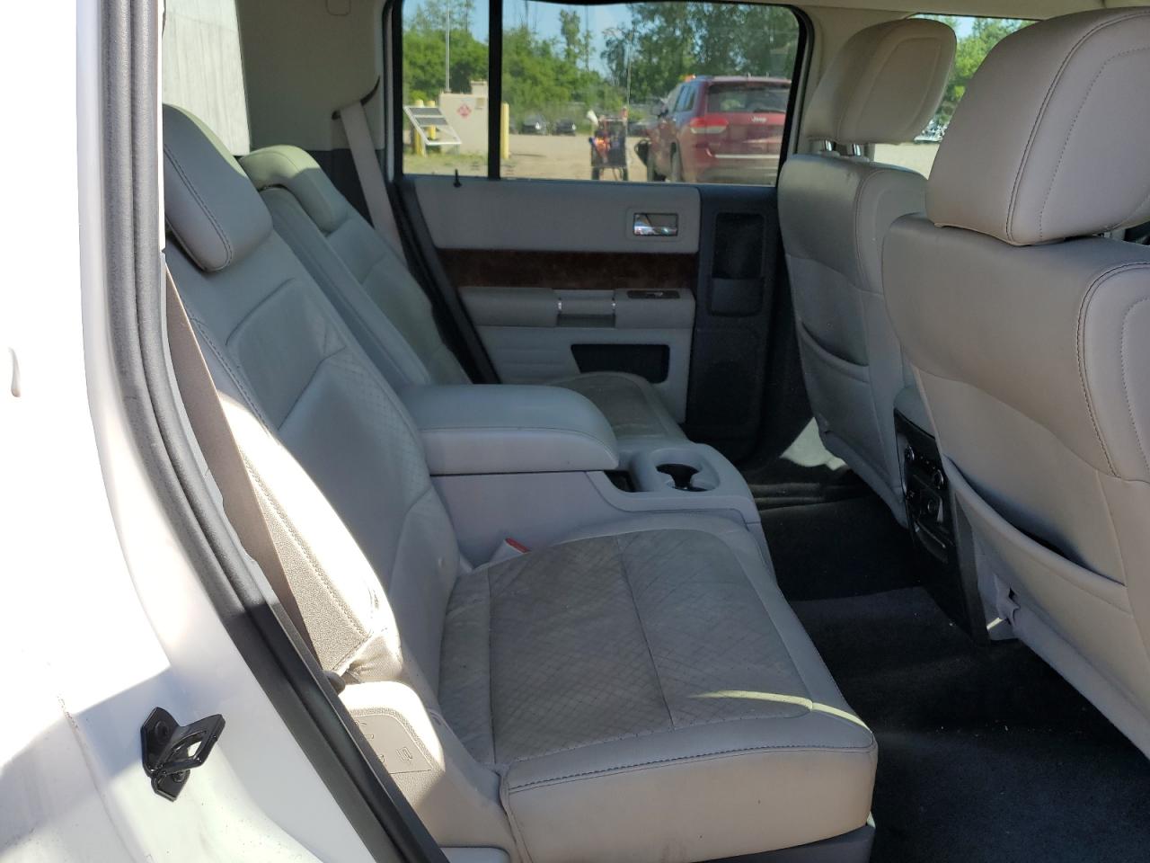 2009 Ford Flex Limited Серебряный vin: 2FMDK53C39BA28462