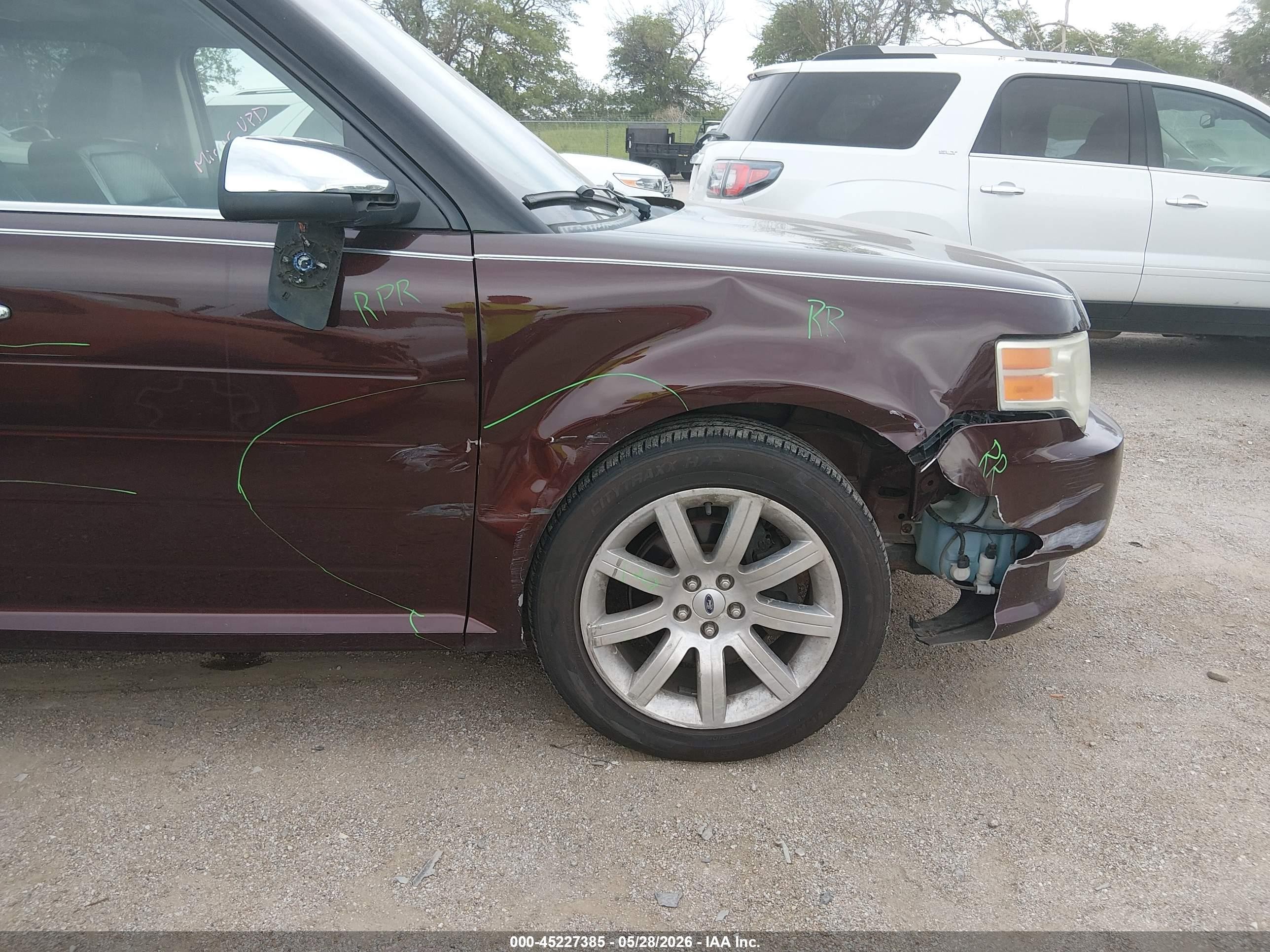 2009 Ford Flex Limited Maroon vin: 2FMDK53C59BA02025
