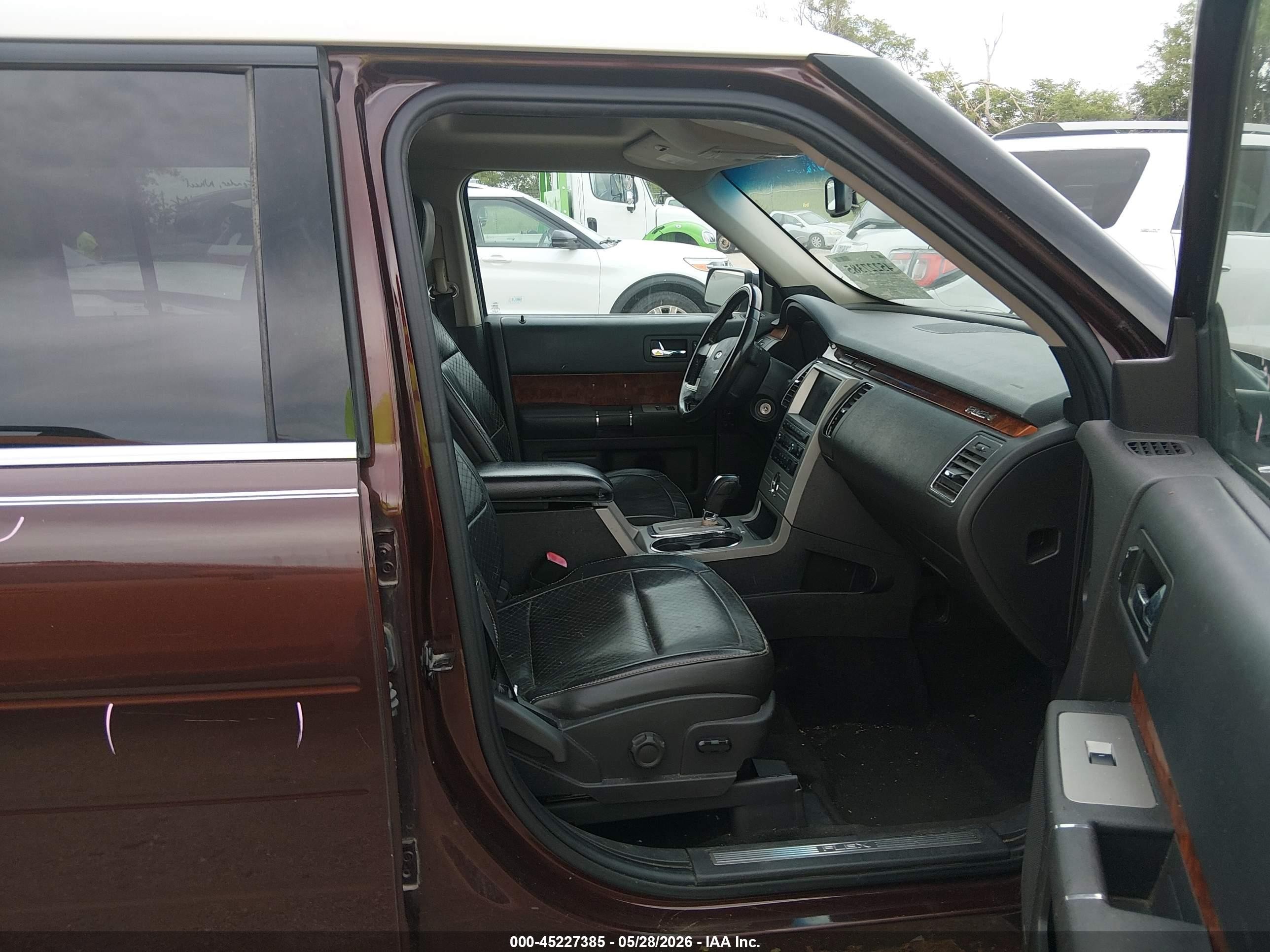 2009 Ford Flex Limited Maroon vin: 2FMDK53C59BA02025