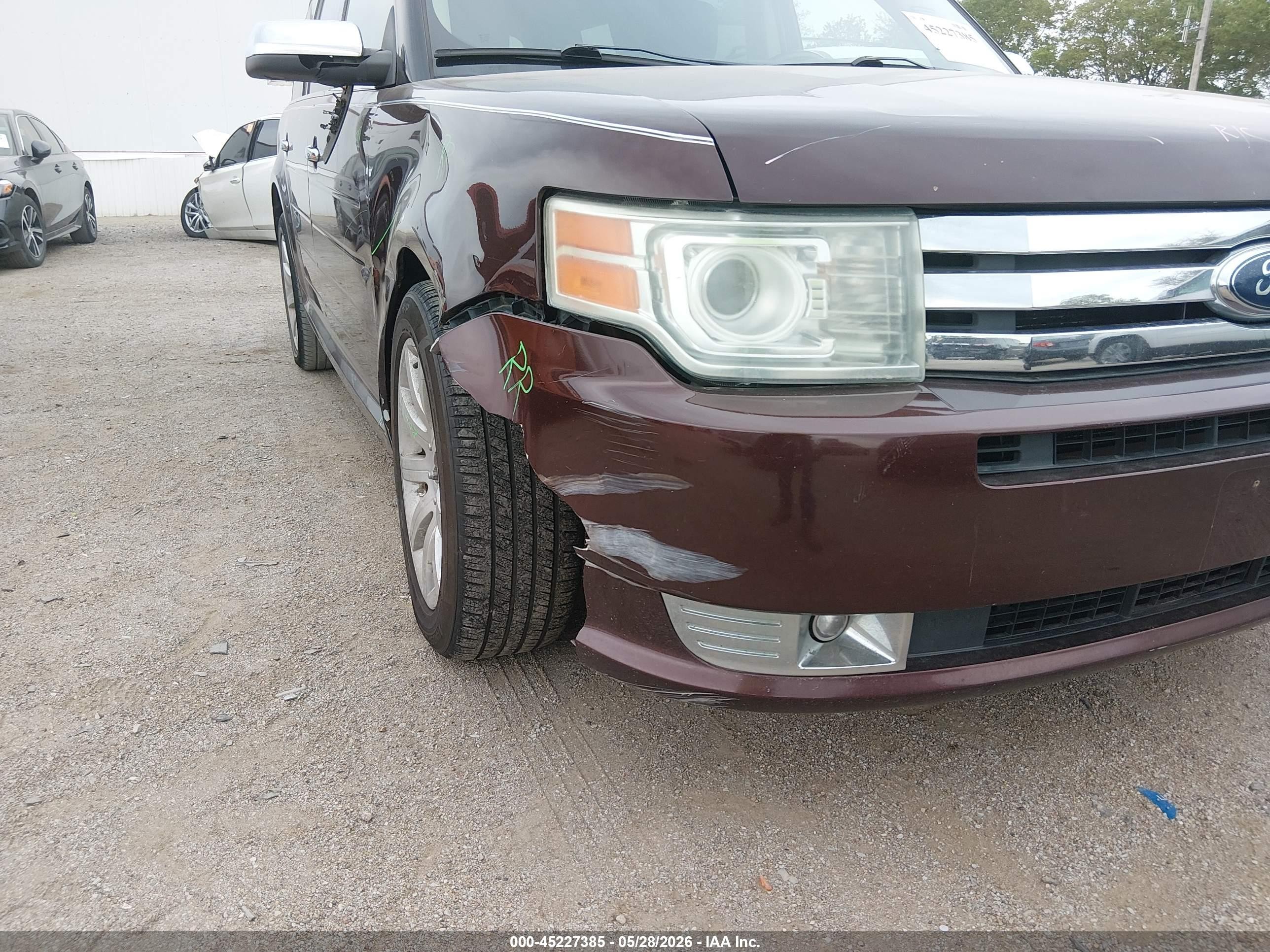 2009 Ford Flex Limited Maroon vin: 2FMDK53C59BA02025