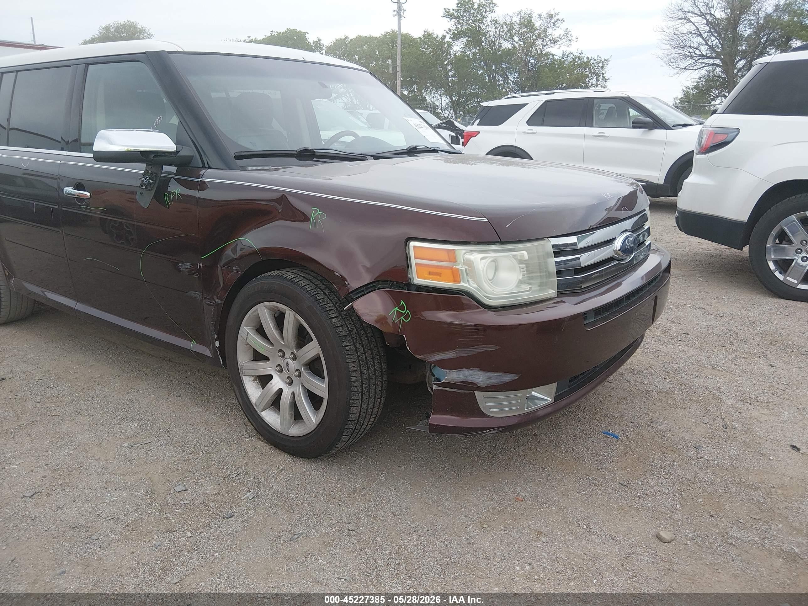 2009 Ford Flex Limited Maroon vin: 2FMDK53C59BA02025