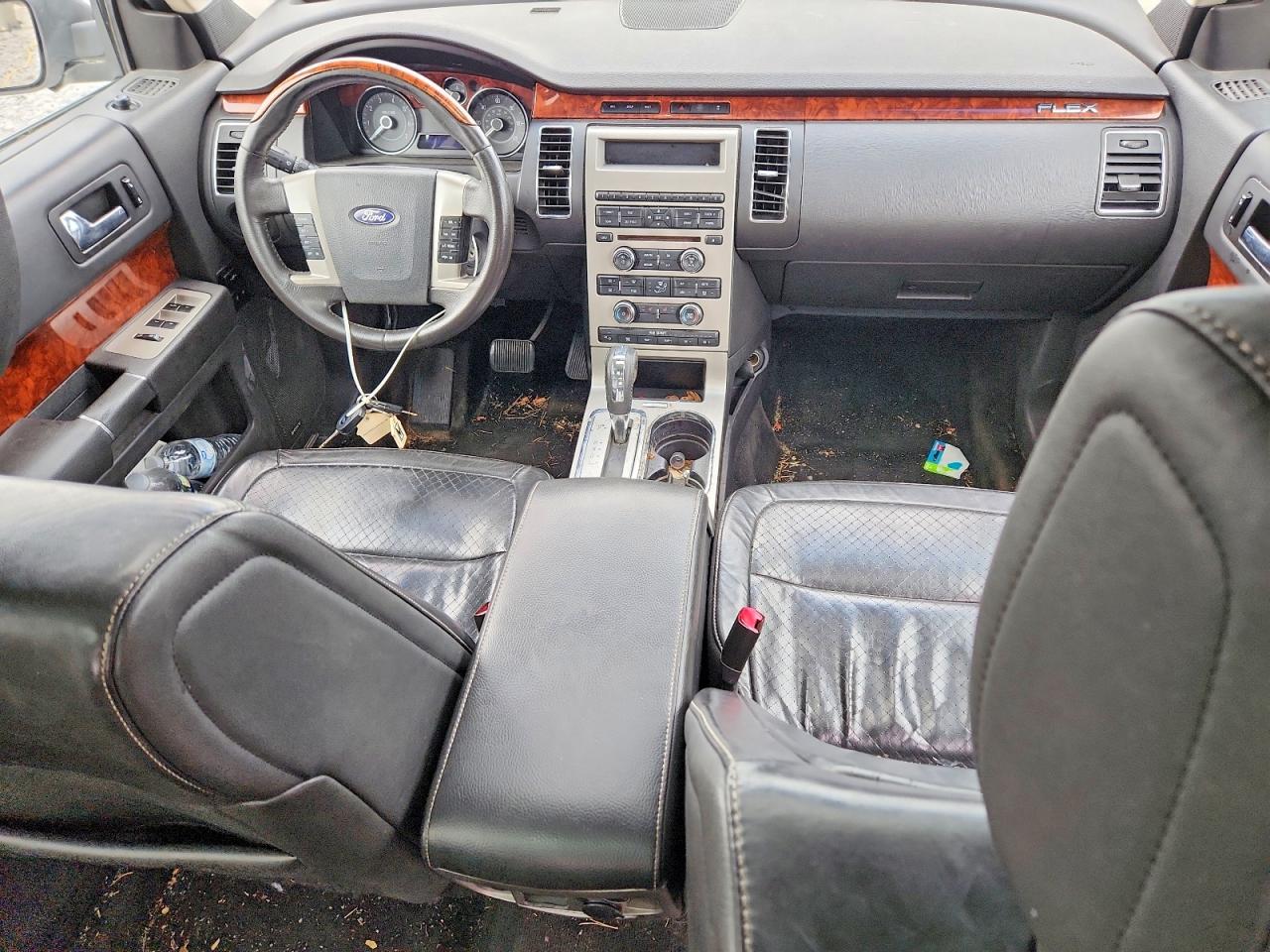 2009 Ford Flex Limited White vin: 2FMDK53C59BA09802