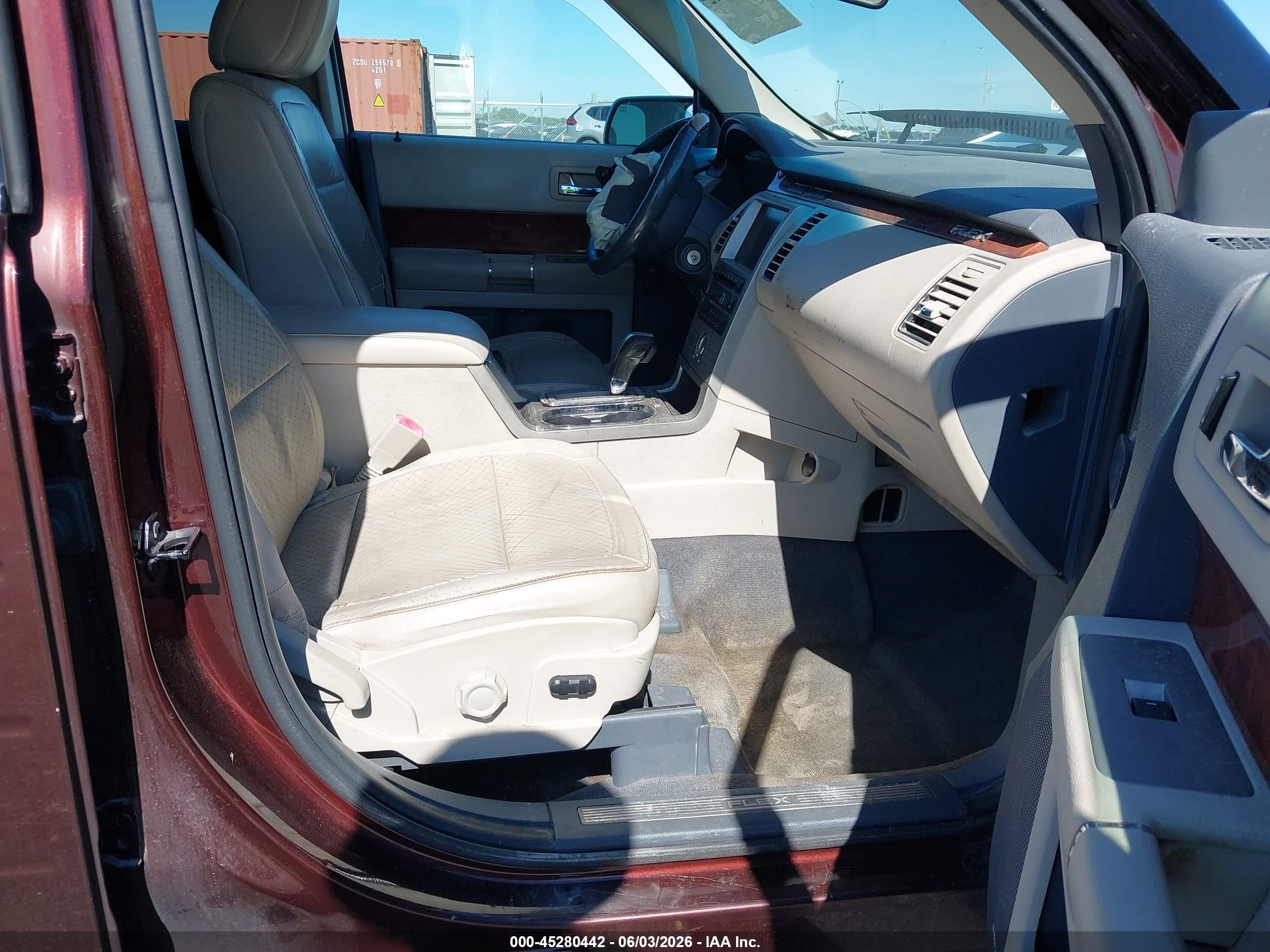 2009 Ford Flex Limited Maroon vin: 2FMDK53C89BA50506