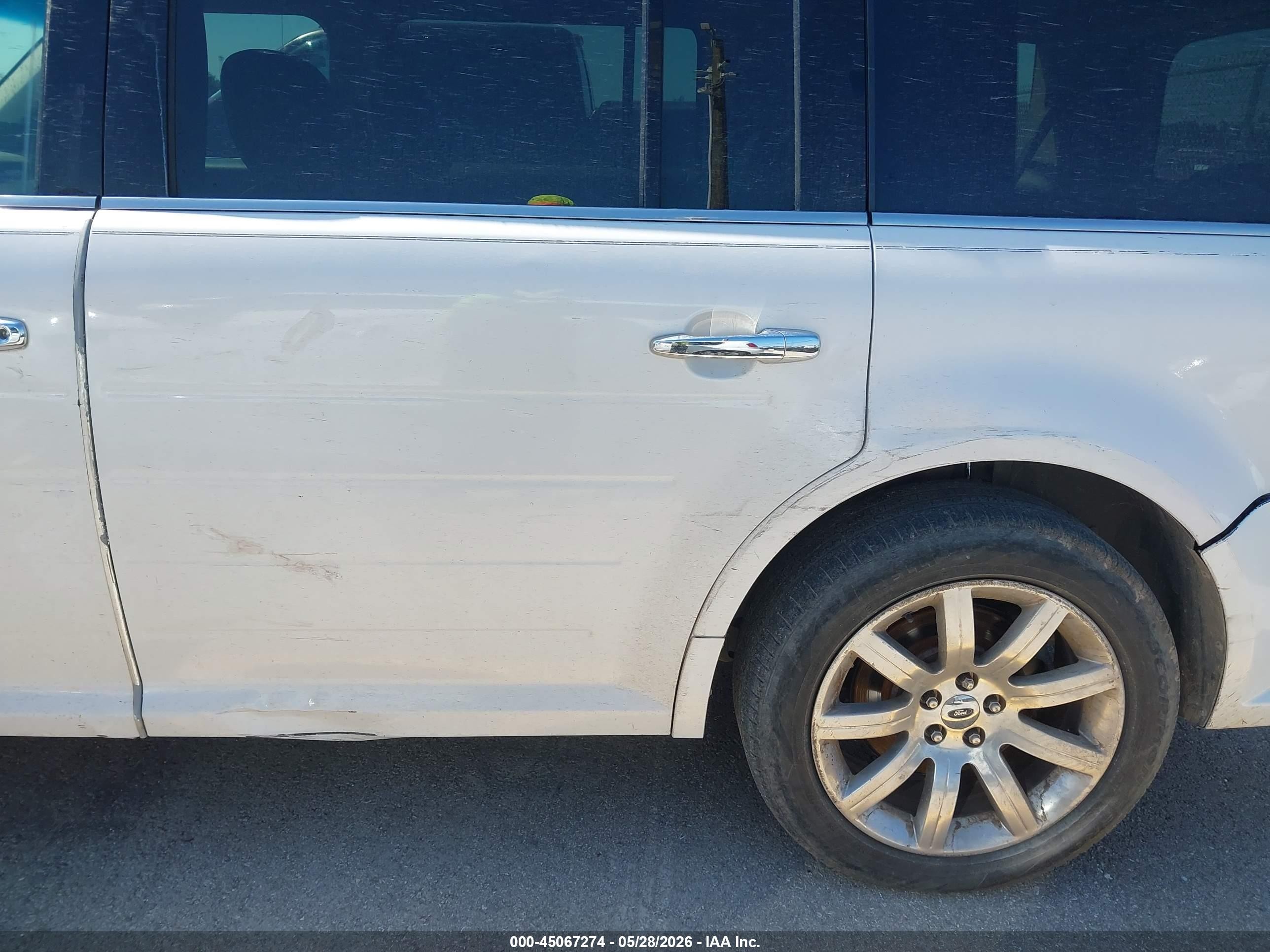 2009 Ford Flex Limited White vin: 2FMDK53CX9BA68571