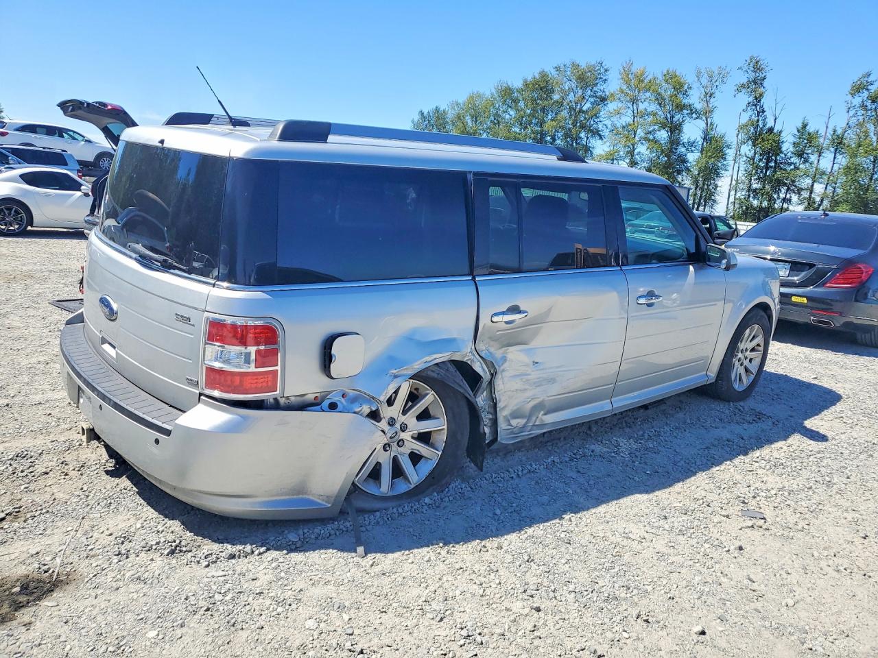 2009 Ford Flex Sel Silver vin: 2FMEK62C09BA22517