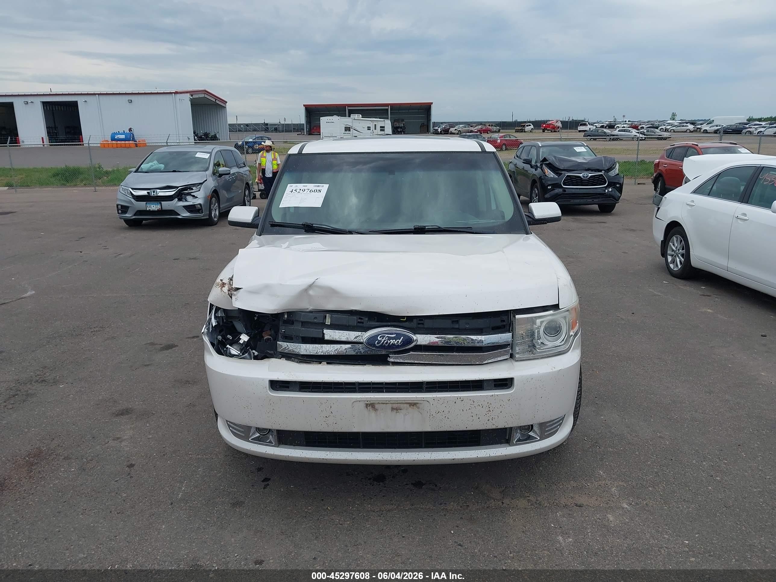 2009 Ford Flex Sel Белый vin: 2FMEK62C09BA37762