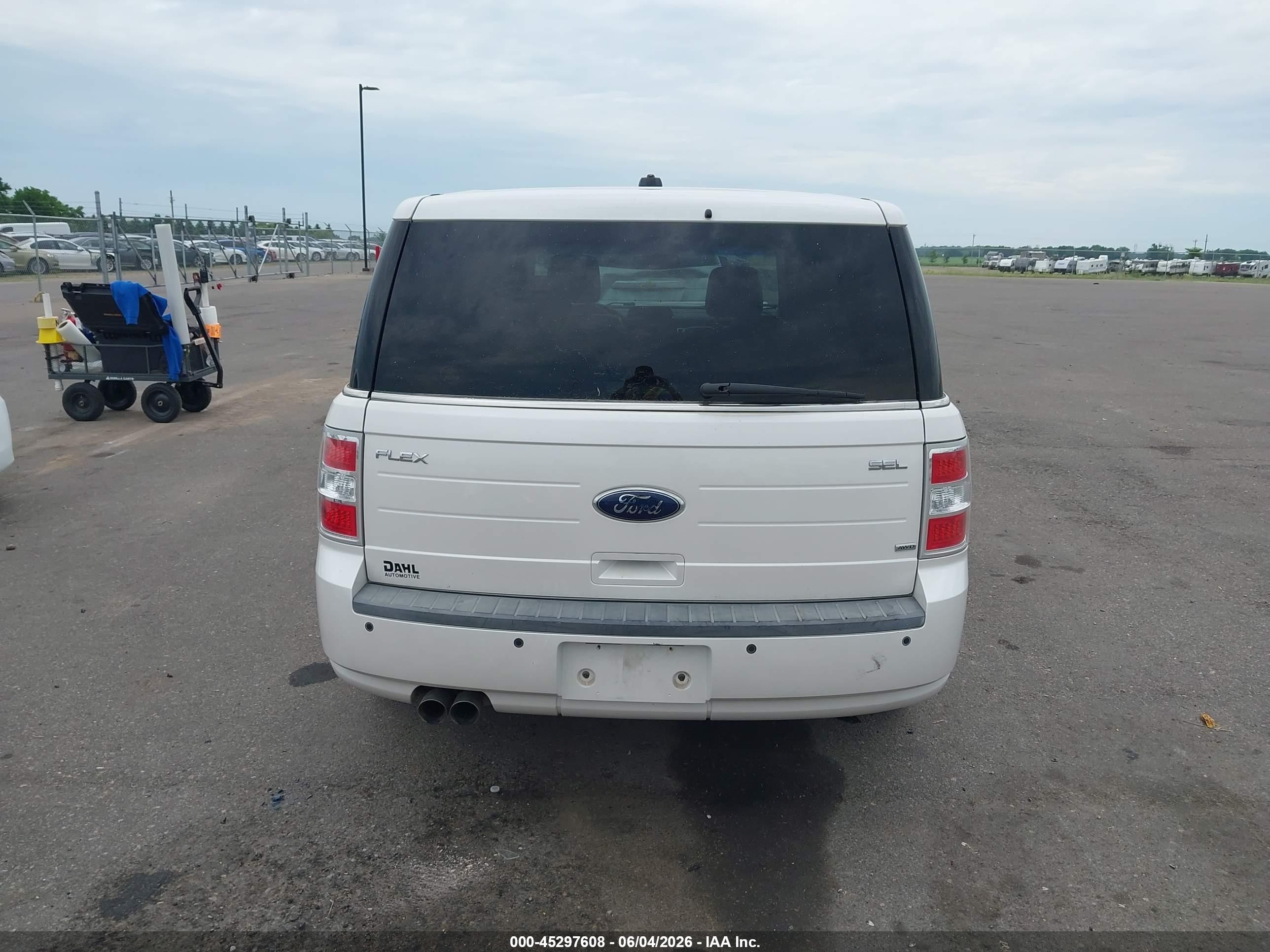 2009 Ford Flex Sel Белый vin: 2FMEK62C09BA37762