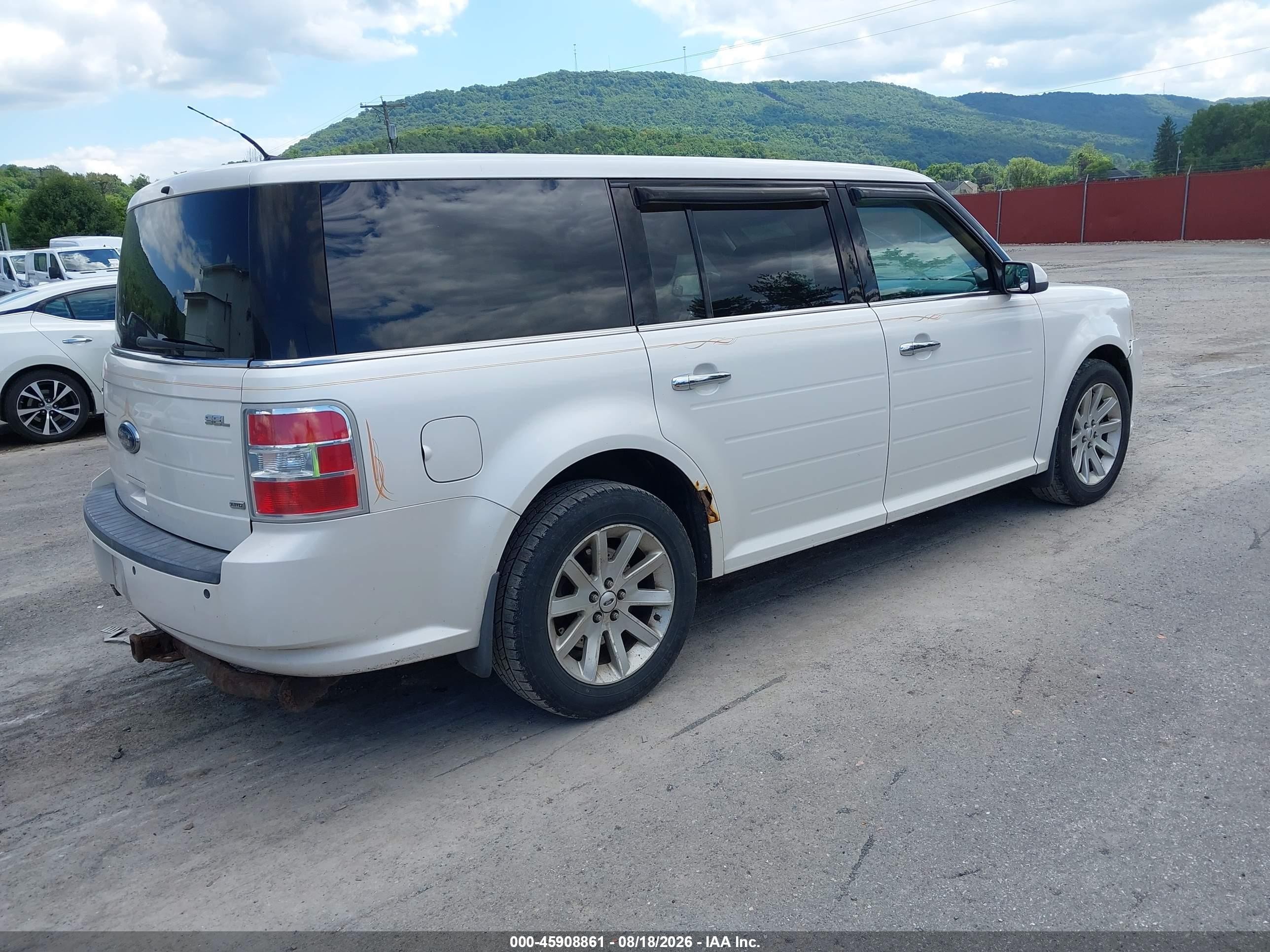 2009 Ford Flex Sel White vin: 2FMEK62C79BB08908