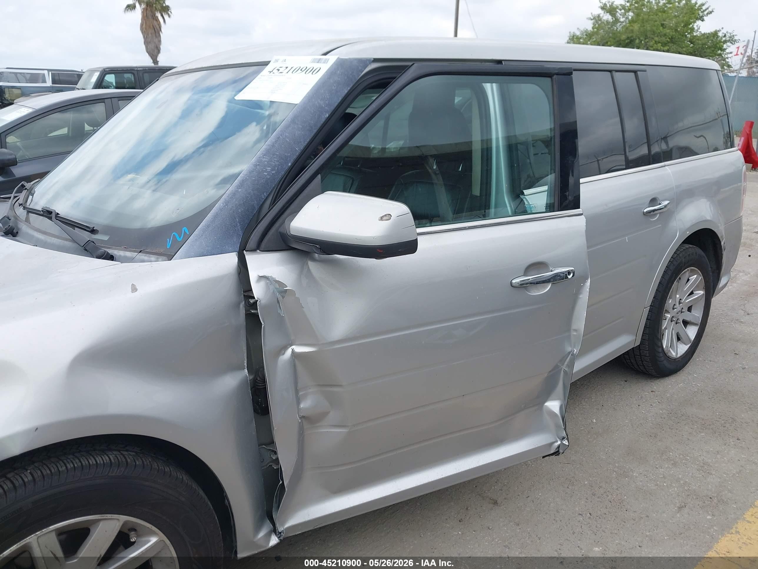2009 Ford Flex Sel Silver vin: 2FMEK62C99BA15131