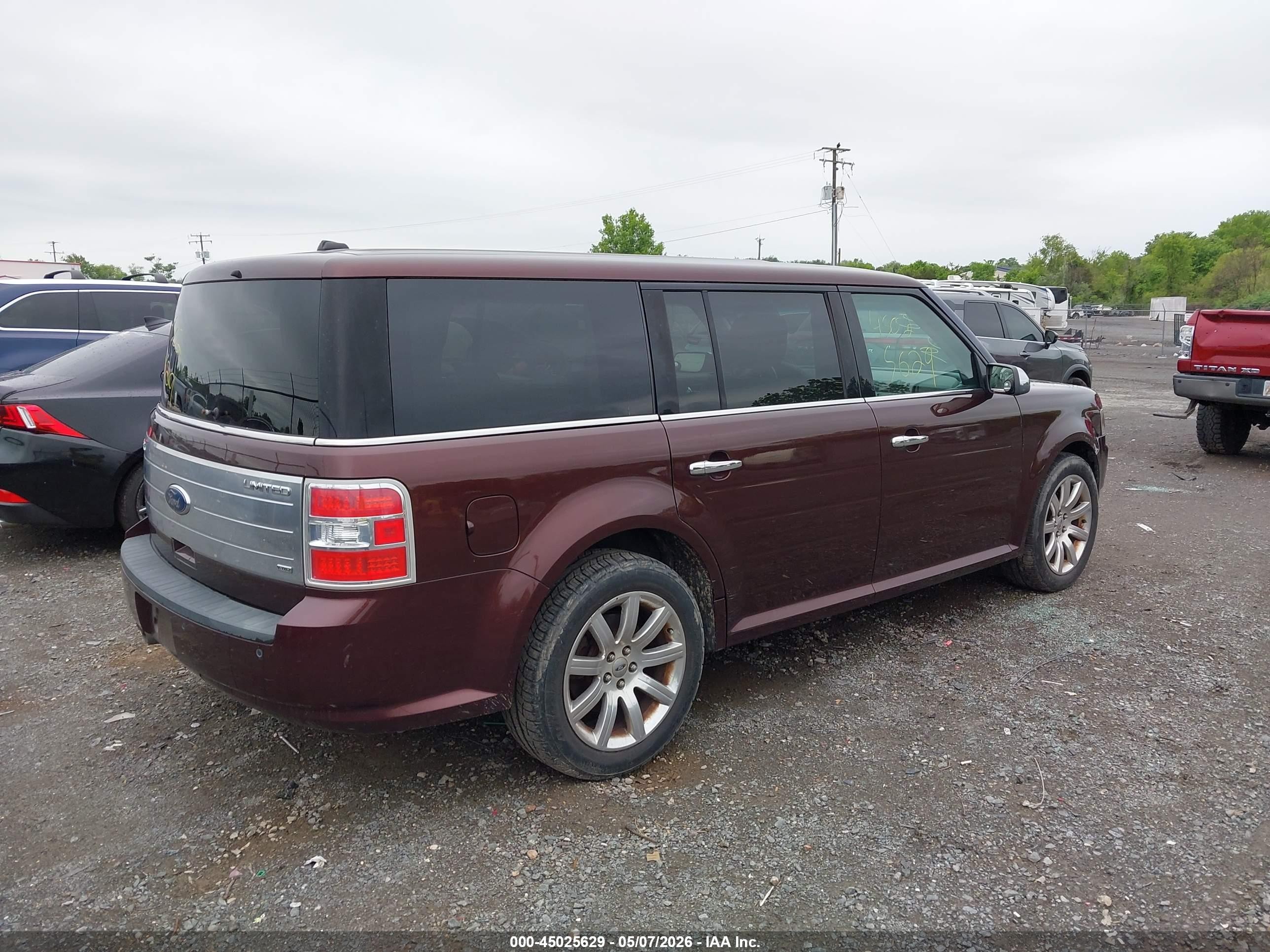 2009 Ford Flex Limited Maroon vin: 2FMEK63C39BB02182